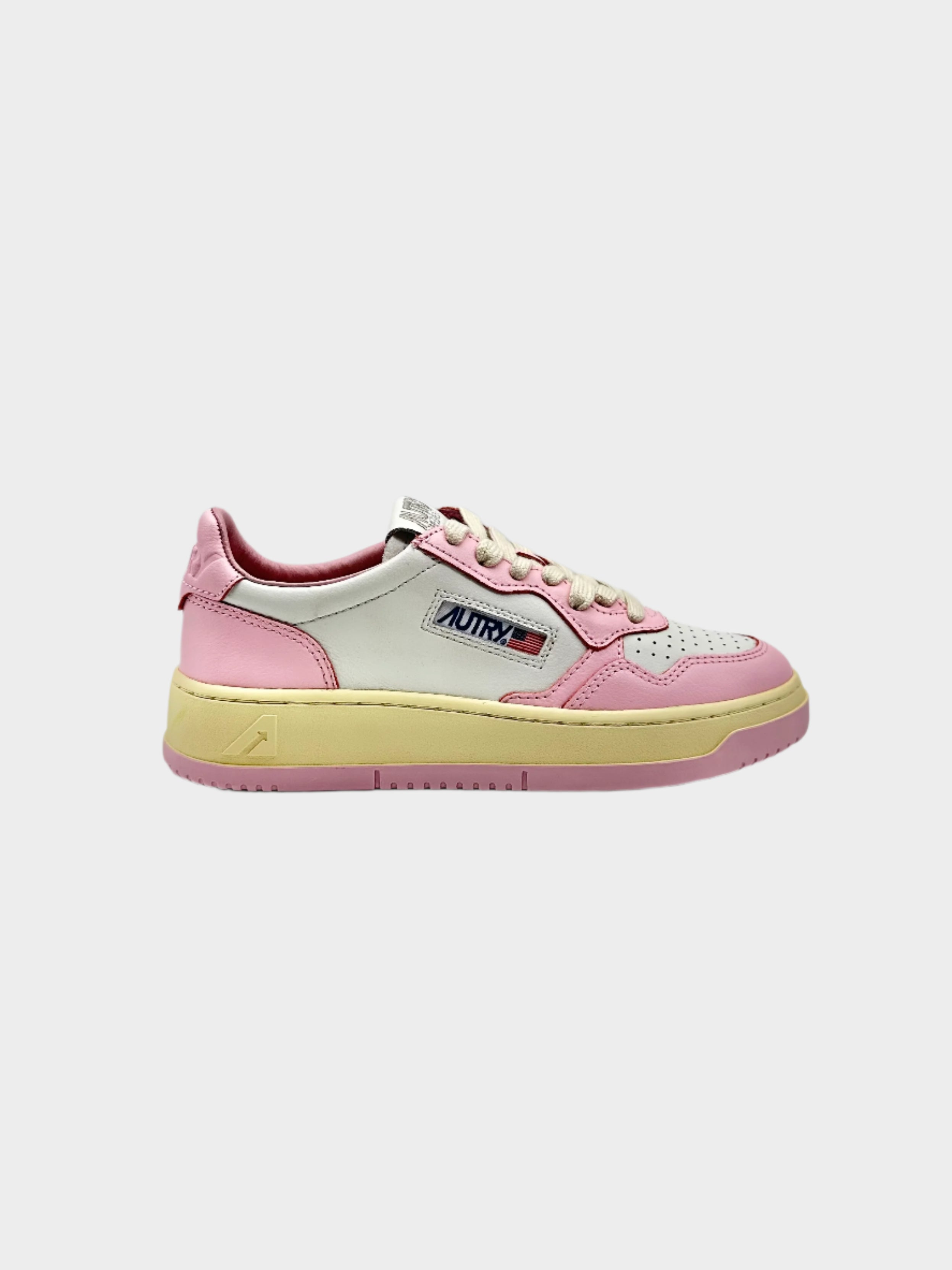 Medalist Low Sneakers Pink Sole