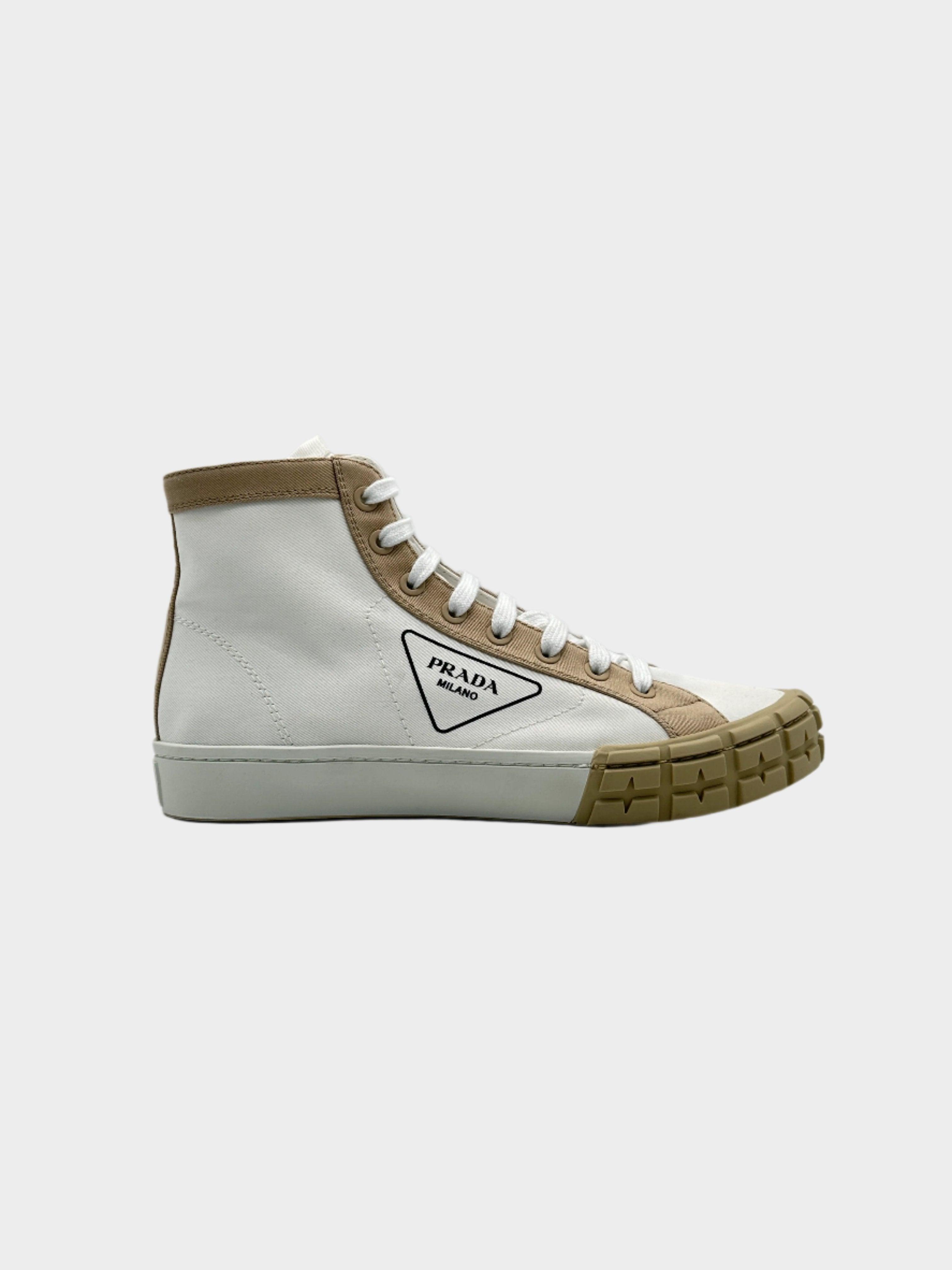 Gabardine Wheel Sneaker