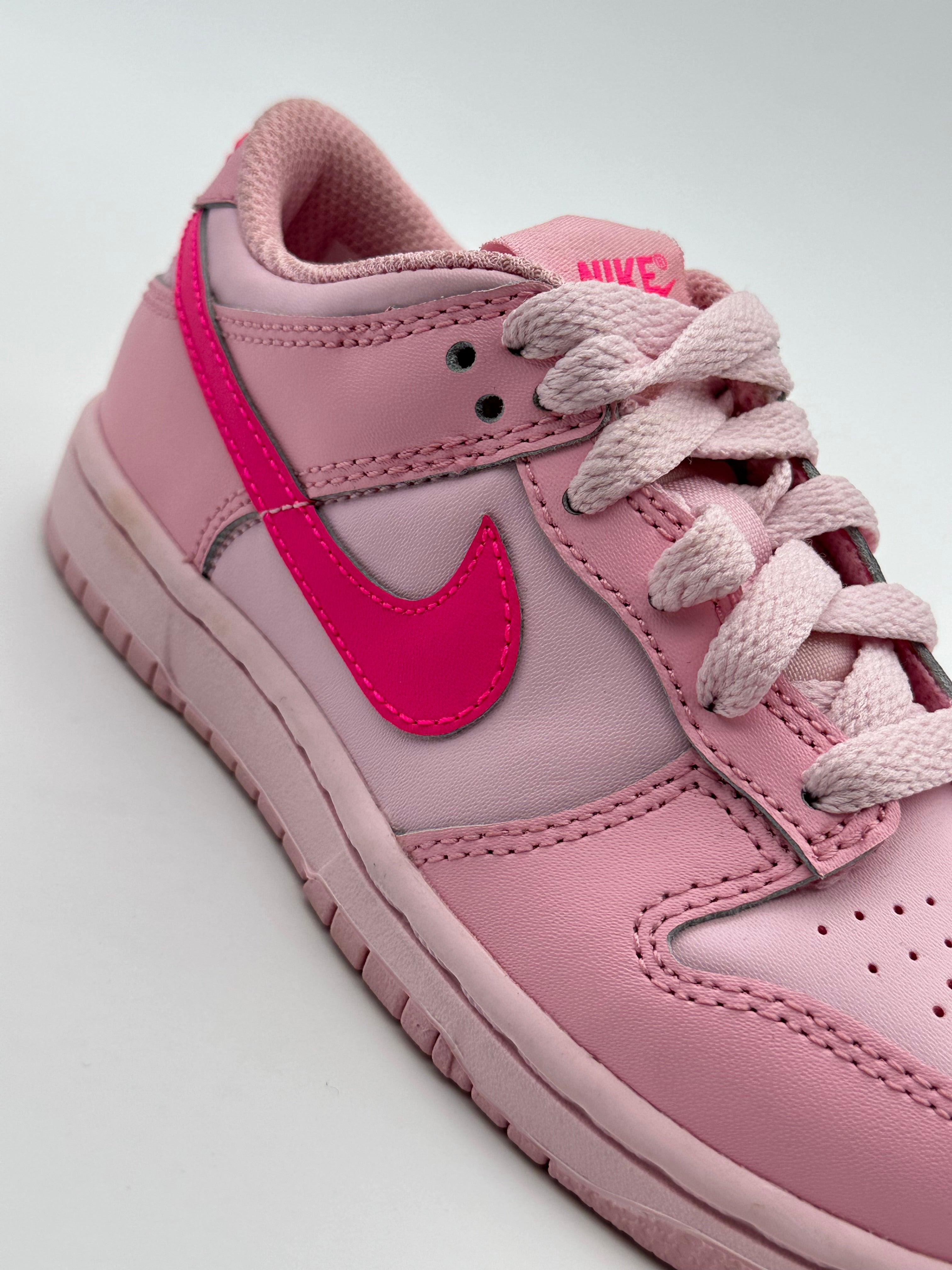 Dunk Low Triple Pink