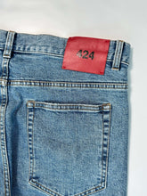 Straight Leg Jeans -  | dBlank