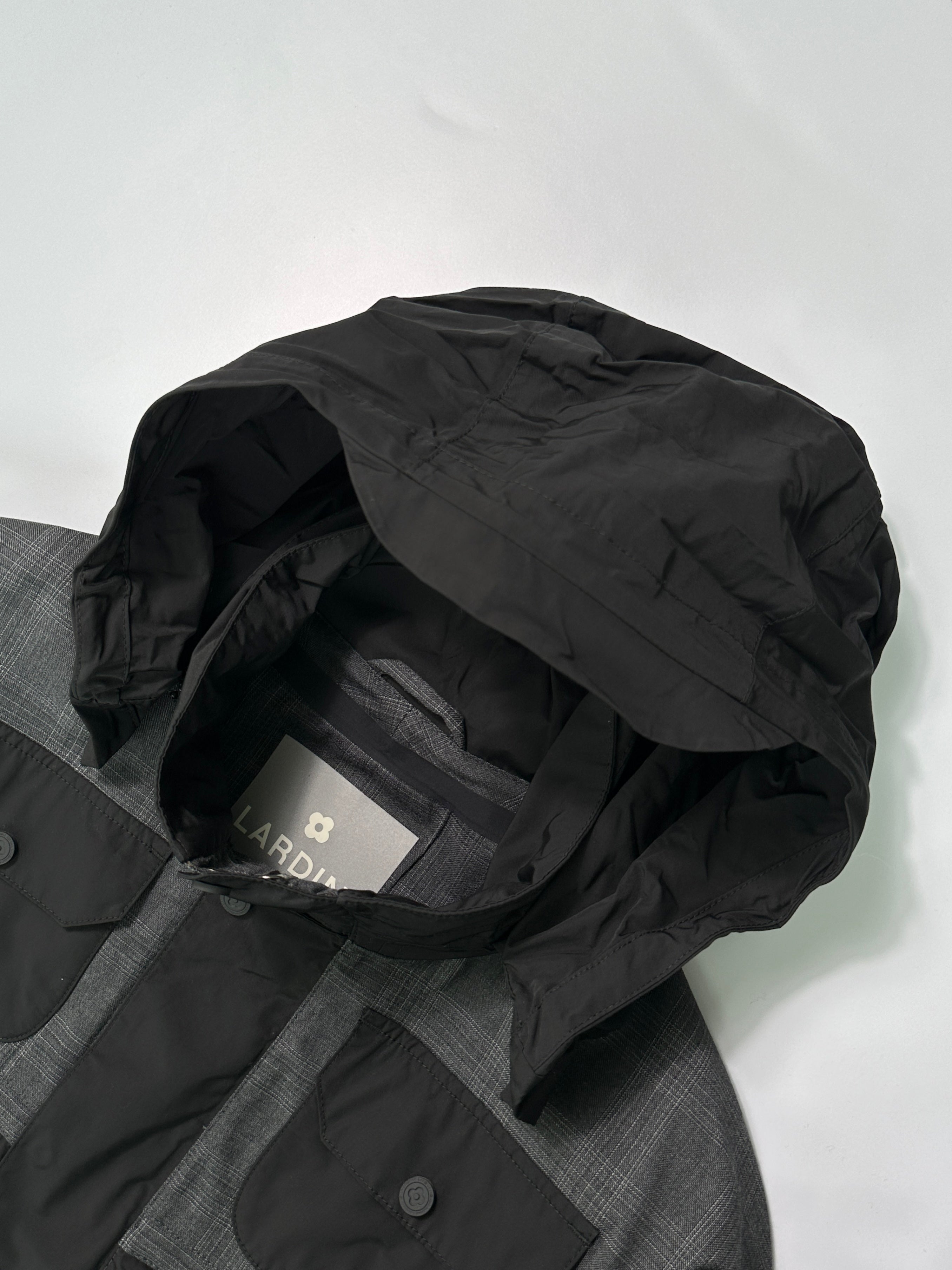 Multi-pocket Windbreaker