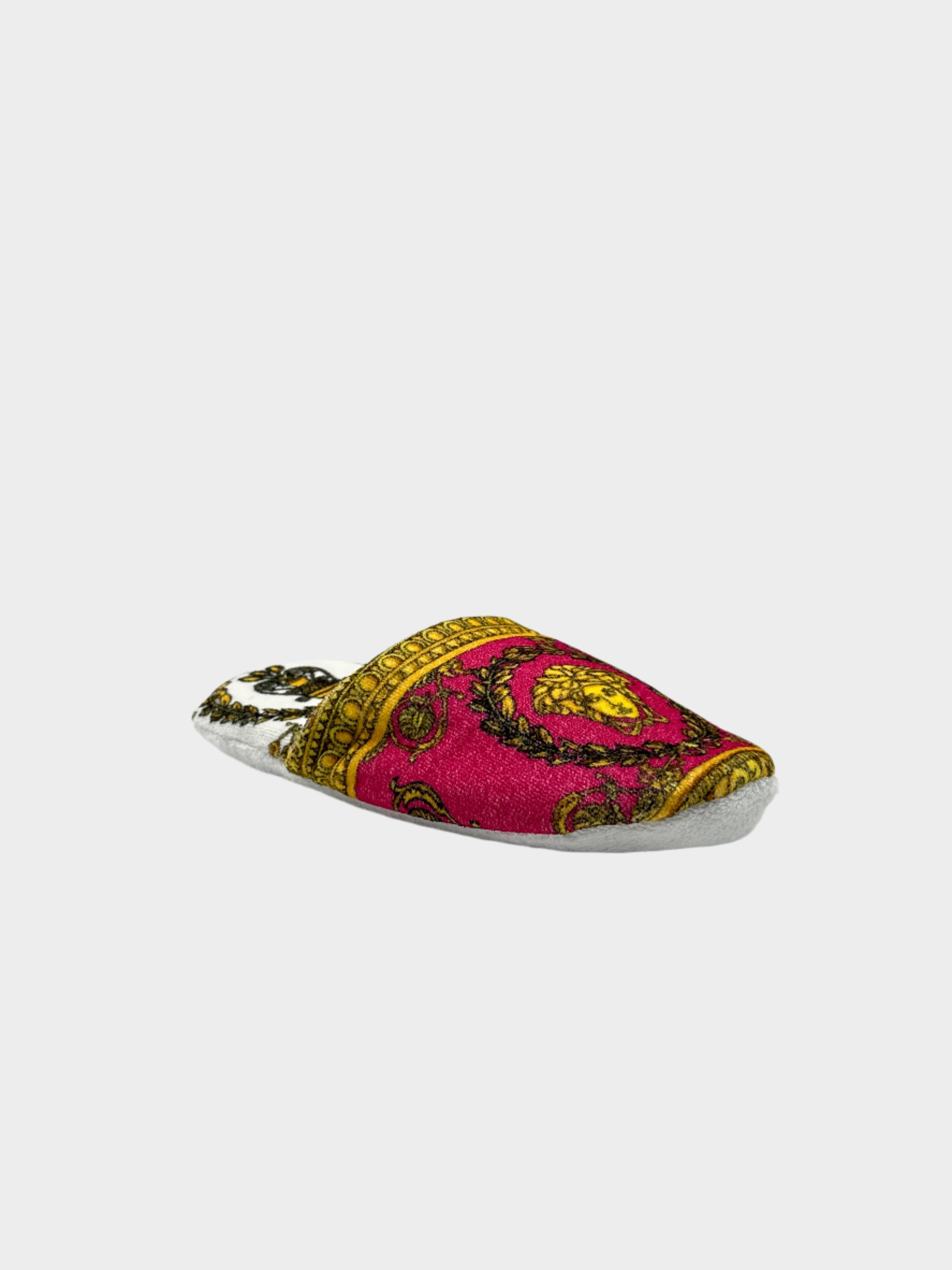 Sponge Slippers With Baroque Pattern