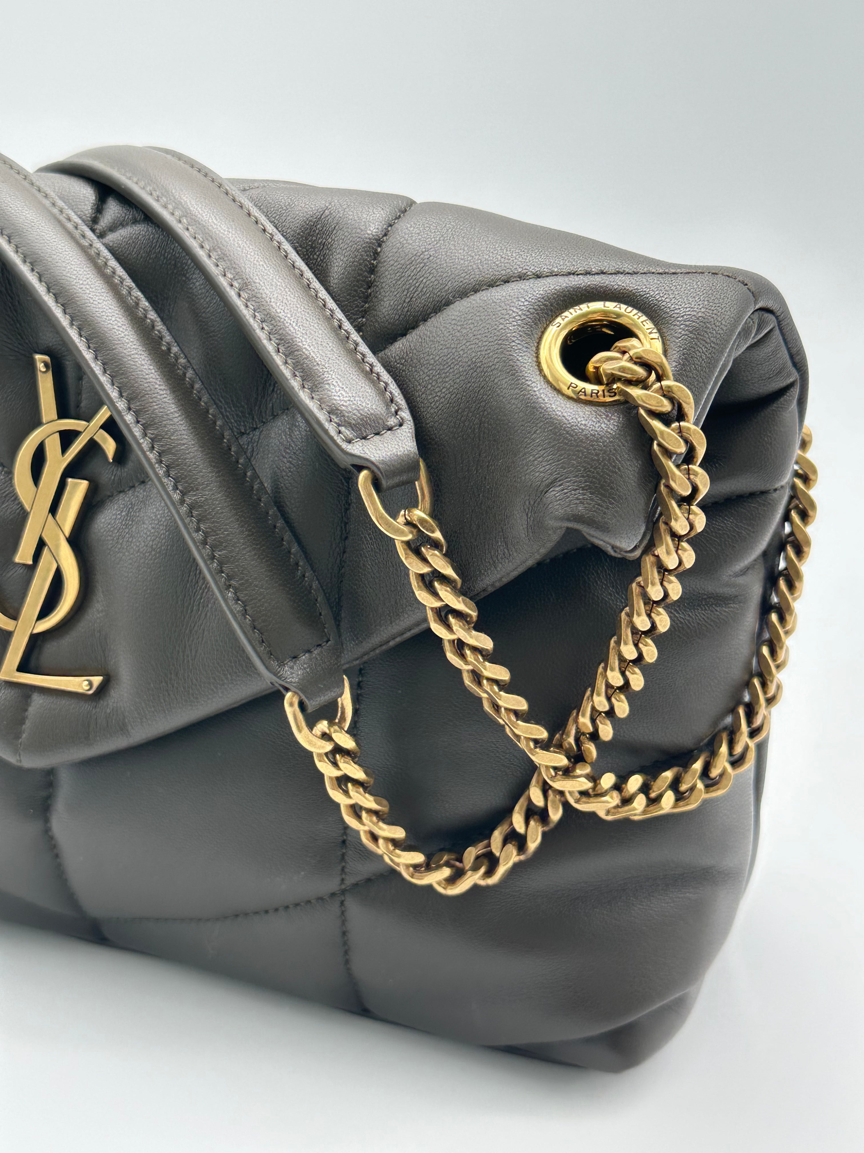 Borsa A Spalla In Pelle Marrone Con Catena E Logo Oro
