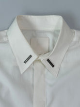 White Shirt With Point Collar And Metal Detail -  | dBlank