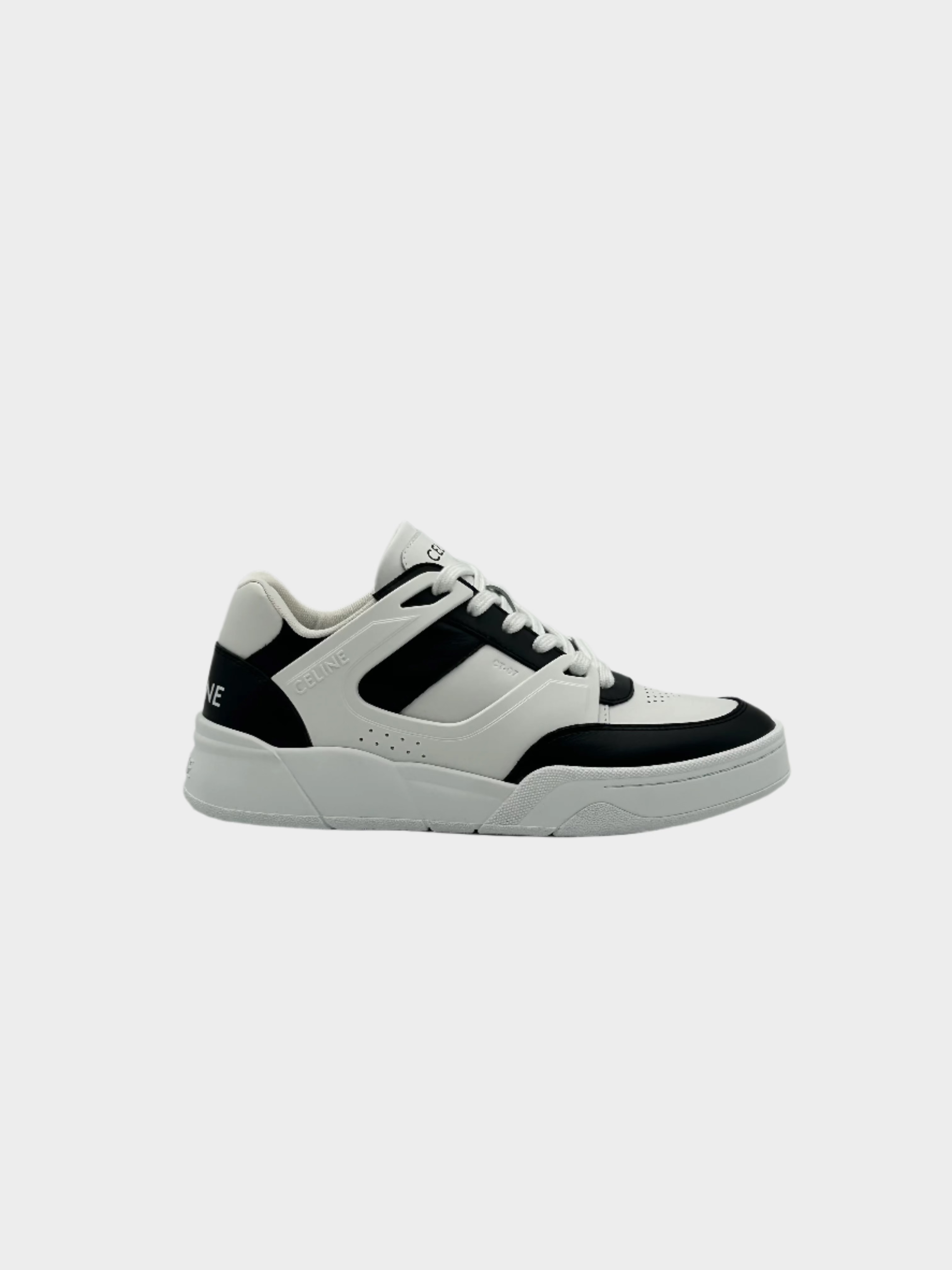 B&W Low Sneakers