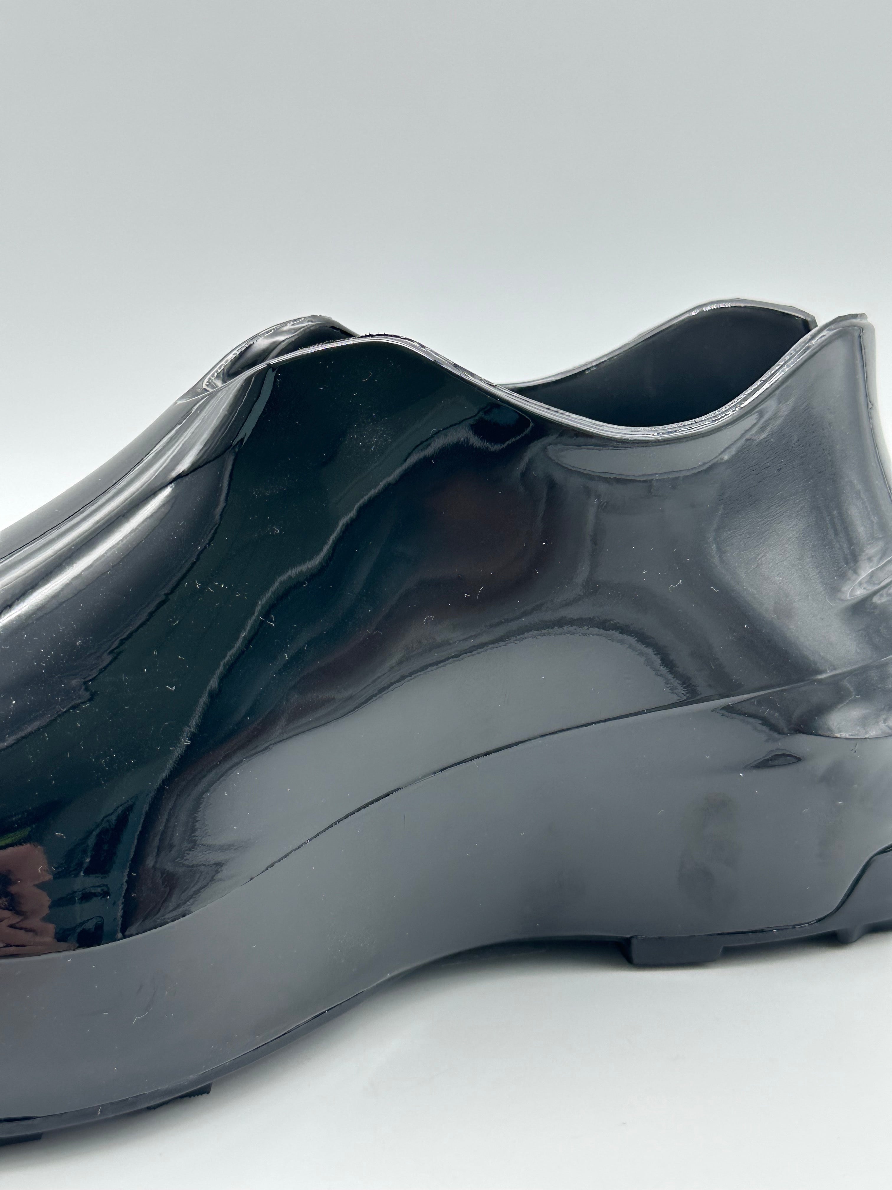 Monumental Mallow Black Rubber Sneakers
