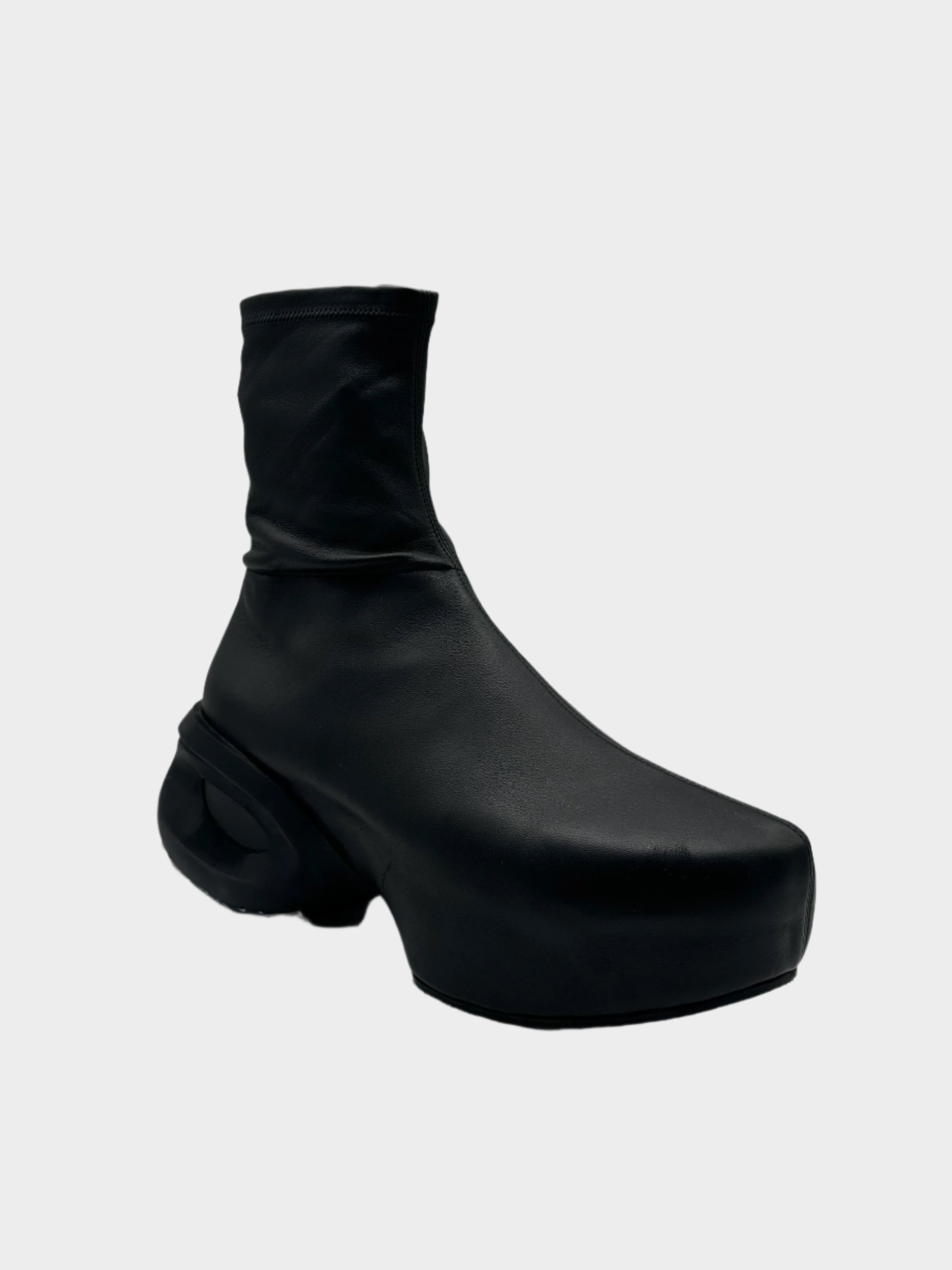 Stivali Show In Pelle Nera Con Suola Flat