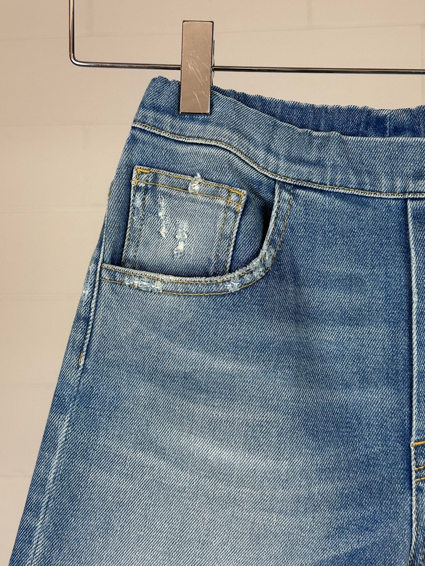 Elastic Waist Bermuda Jeans