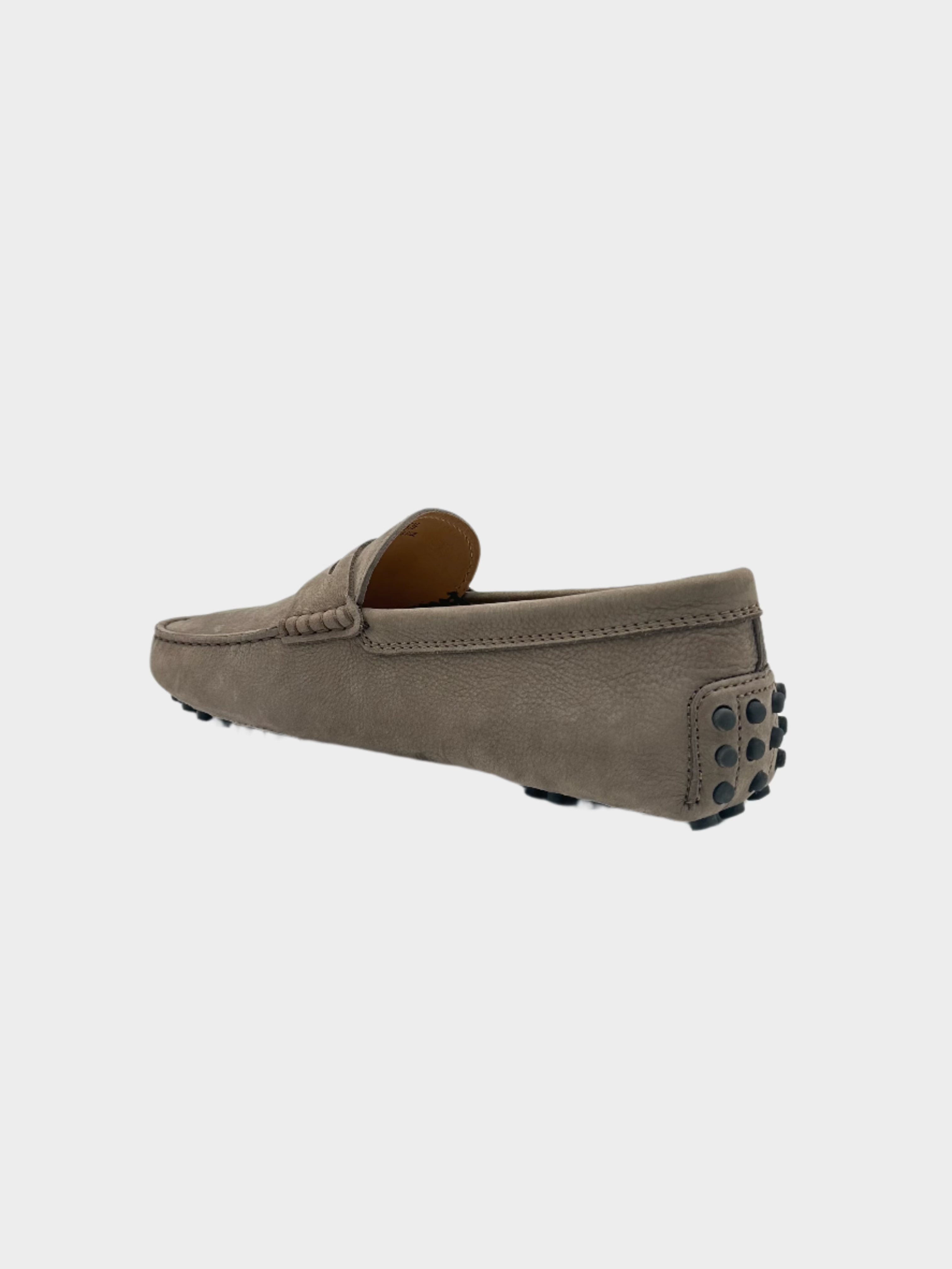 Mocassino In Pelle Scamosciata Liscia Fango Chiaro Con Gommini