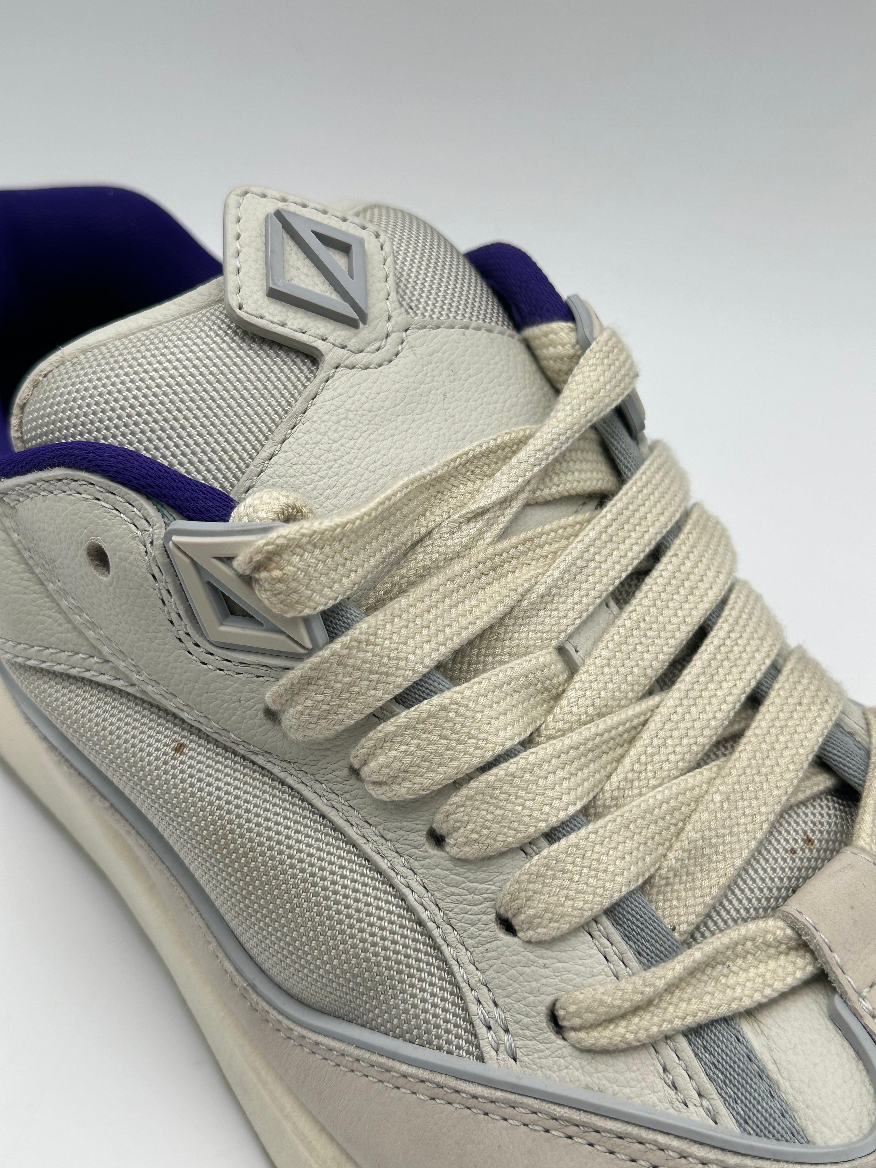 Sneakers Dior B713 Cactus Jack In Pelle E Mesh Bianco E Grigio