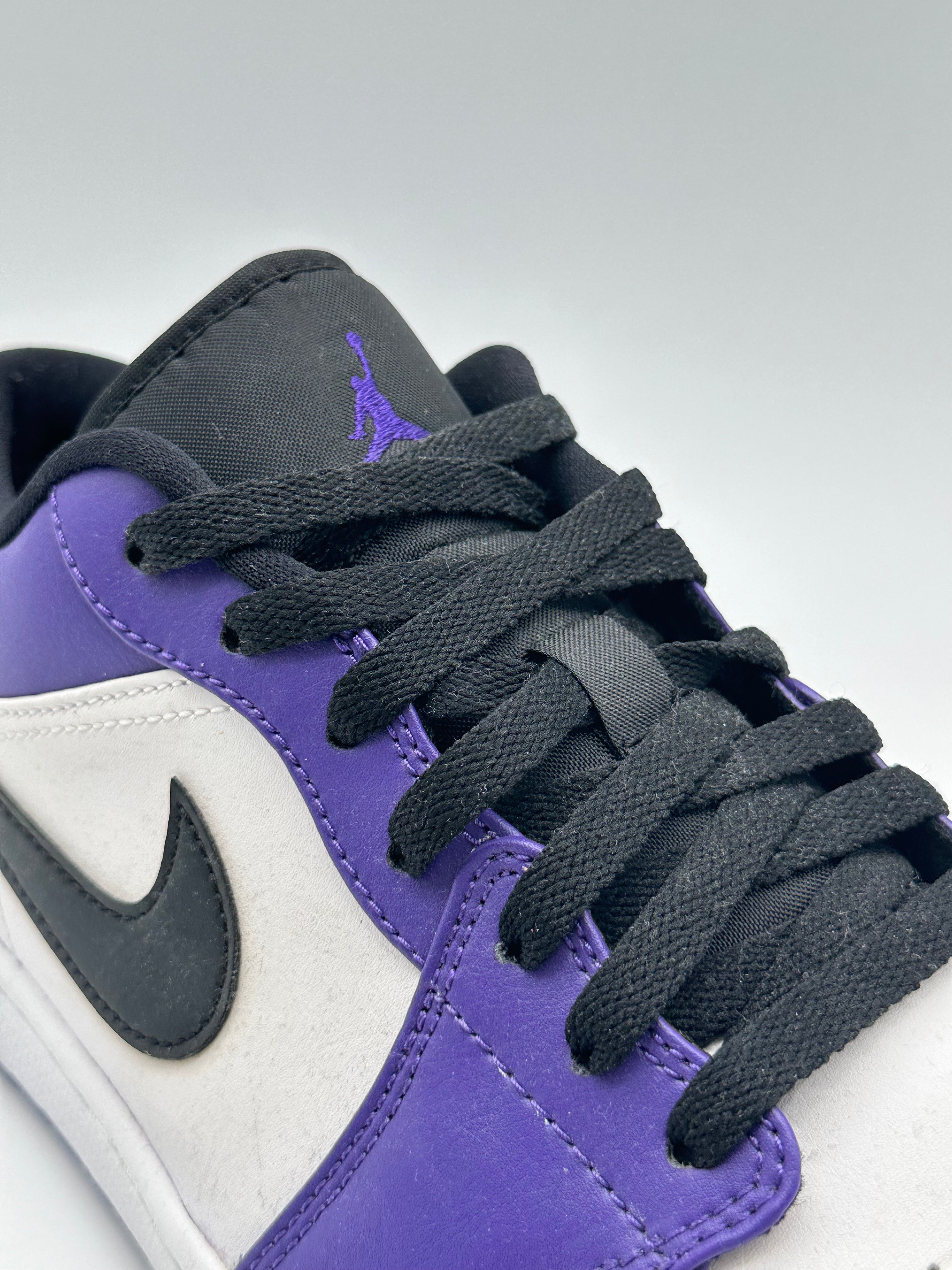 Jordan 1 Low Bianco Nero Viola