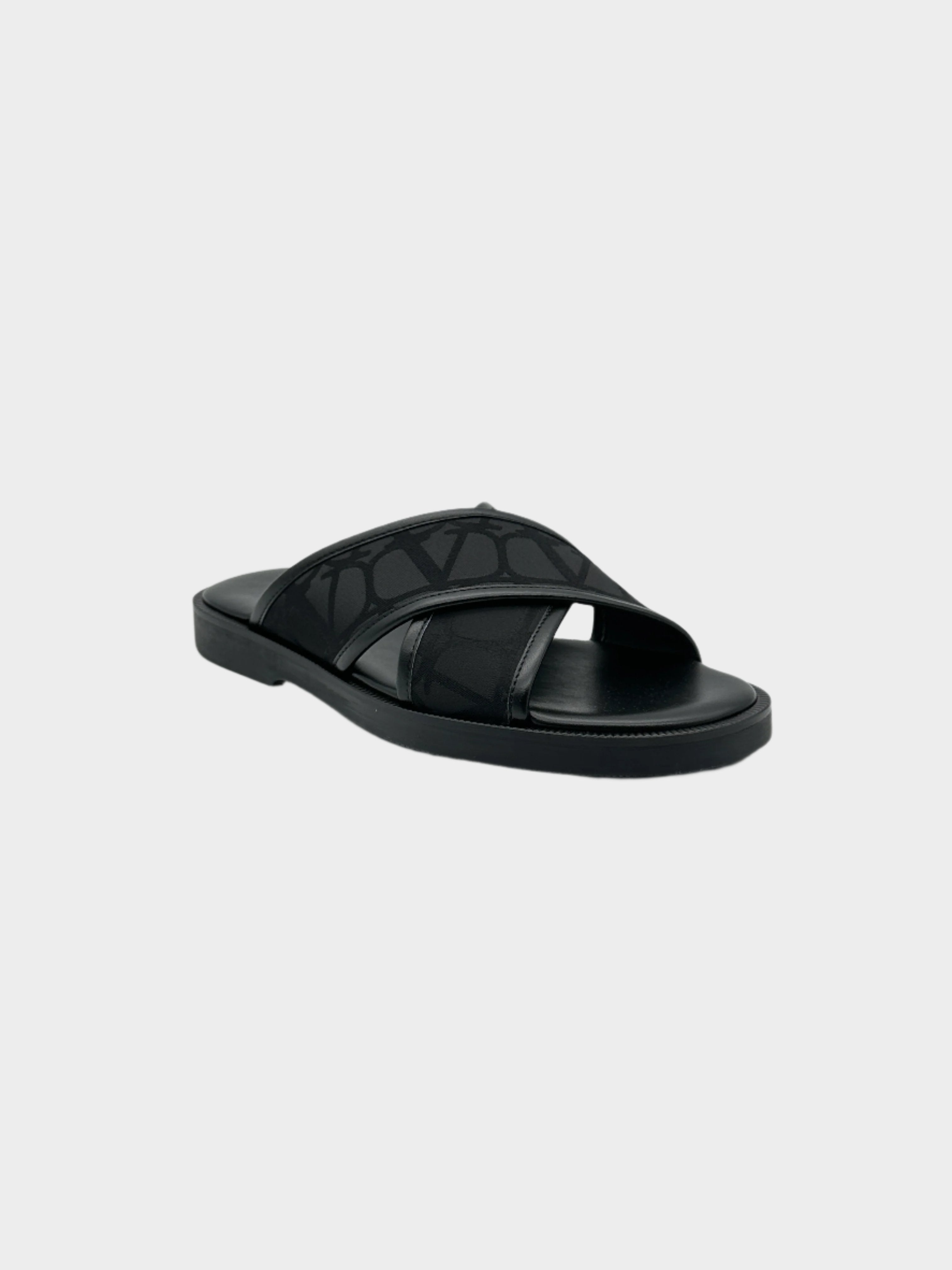 Sandal