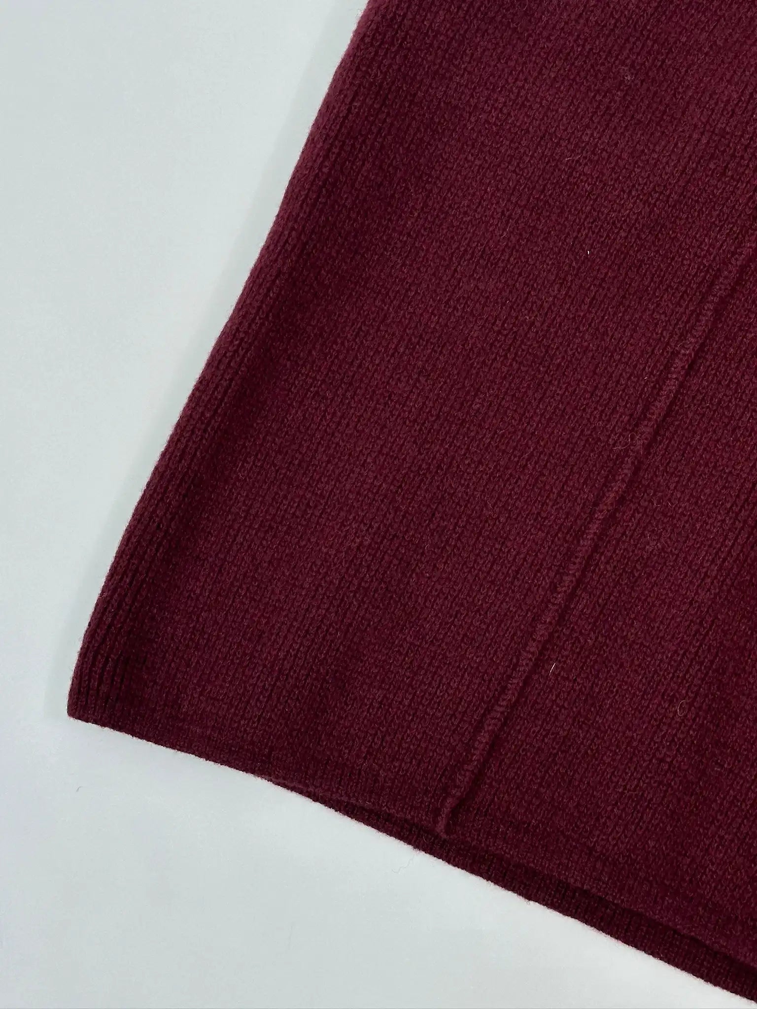 Bermuda In Maglia Lana Merino E Cashmere Bordeaux