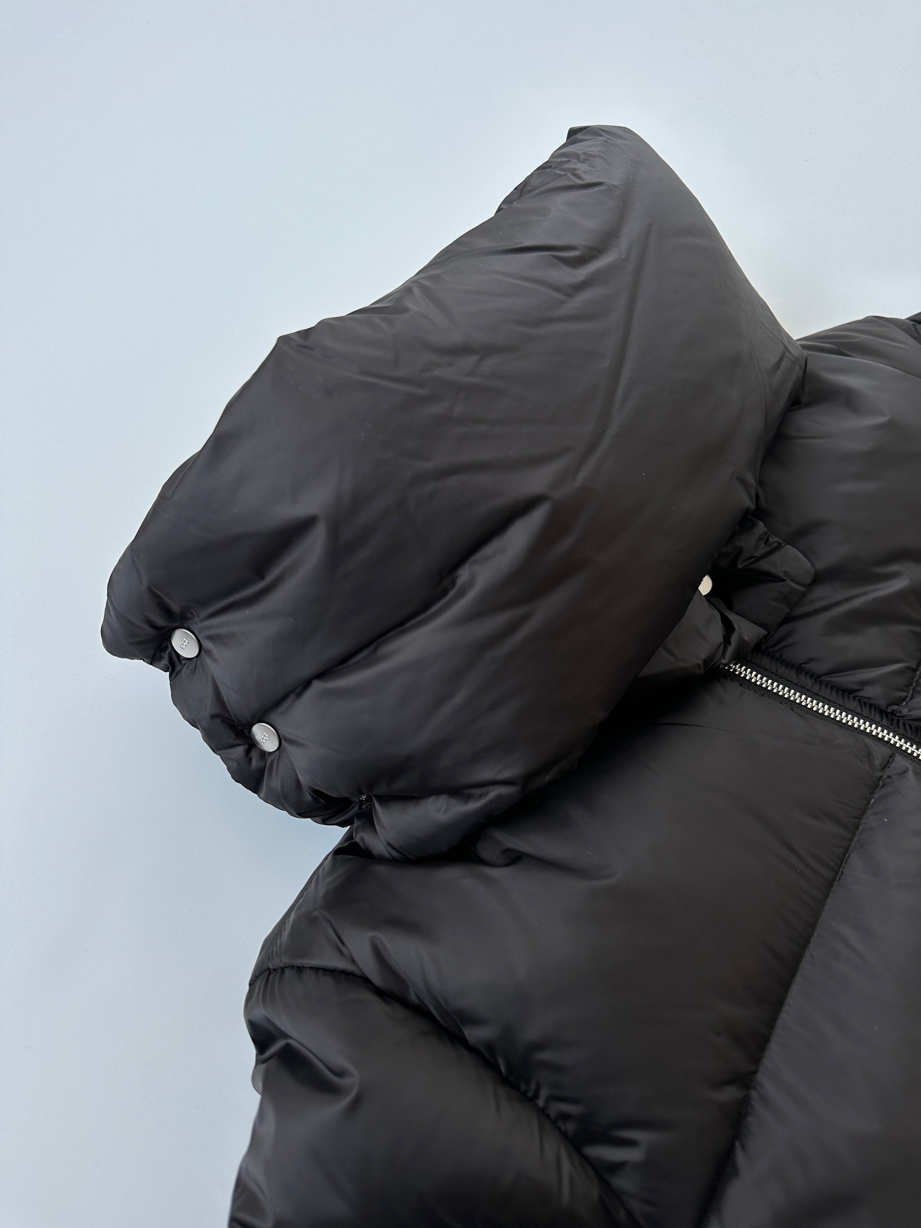 Noir Puffy Down Jacket