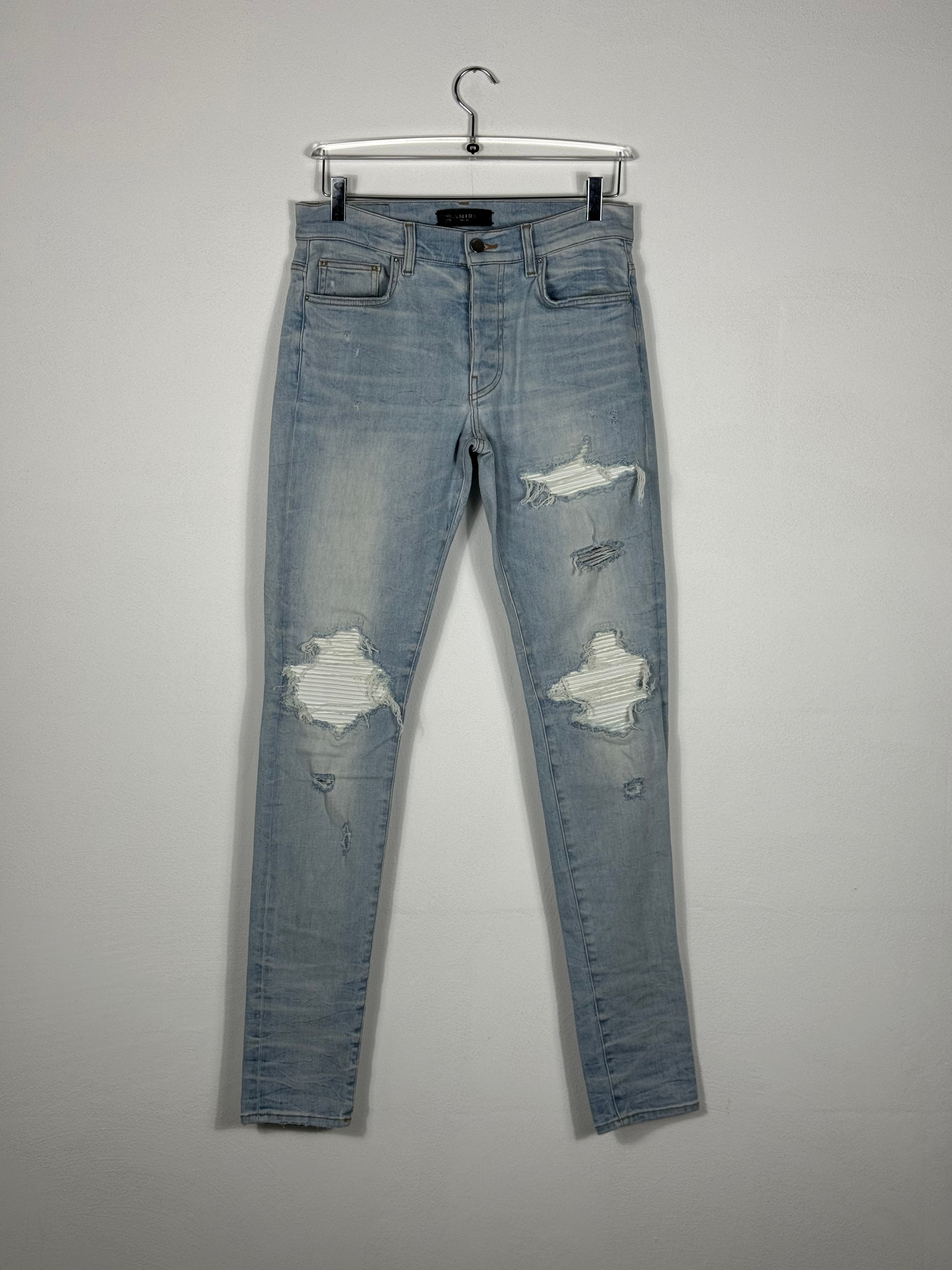 Skinny Jeans With Ripped Details