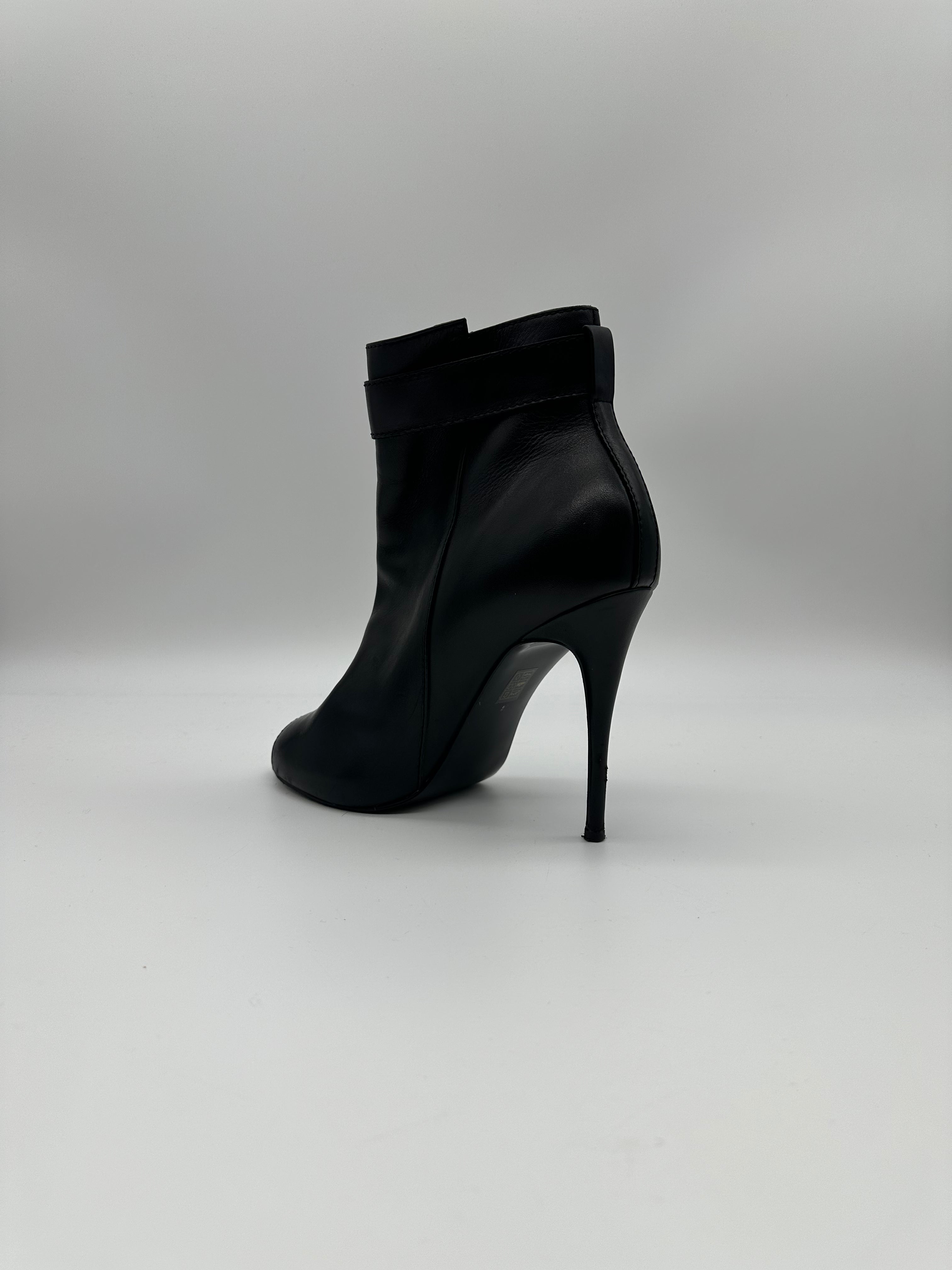 Ankle Boots With Heel