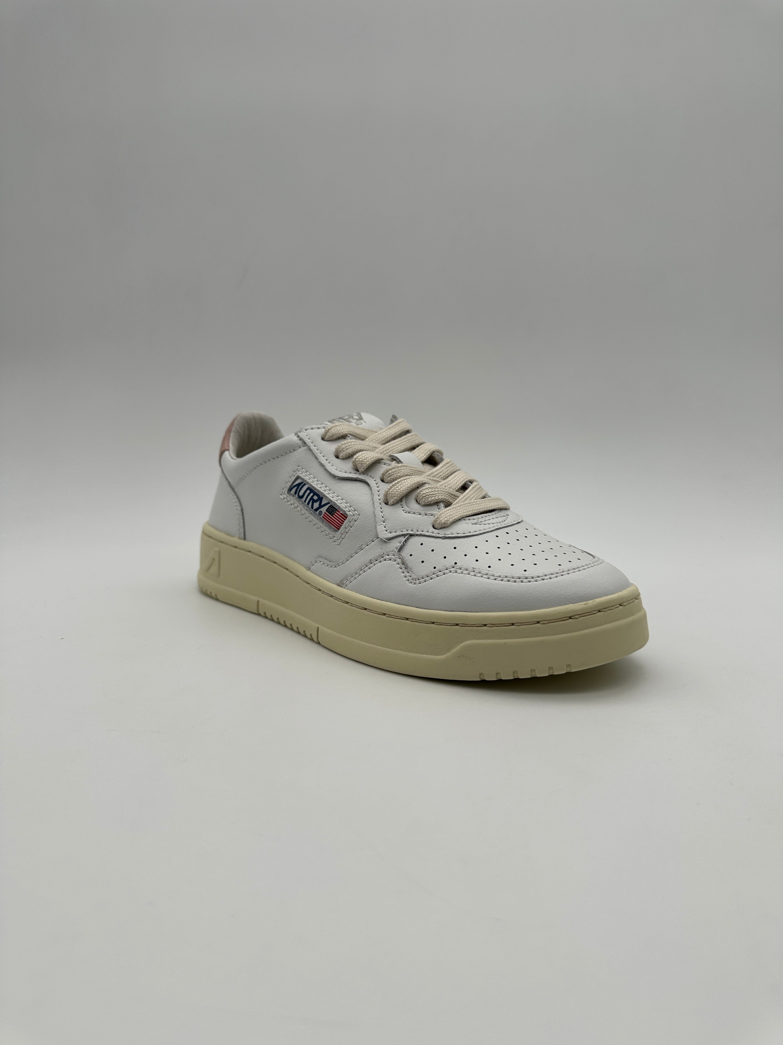Autry 01 low Sneakers