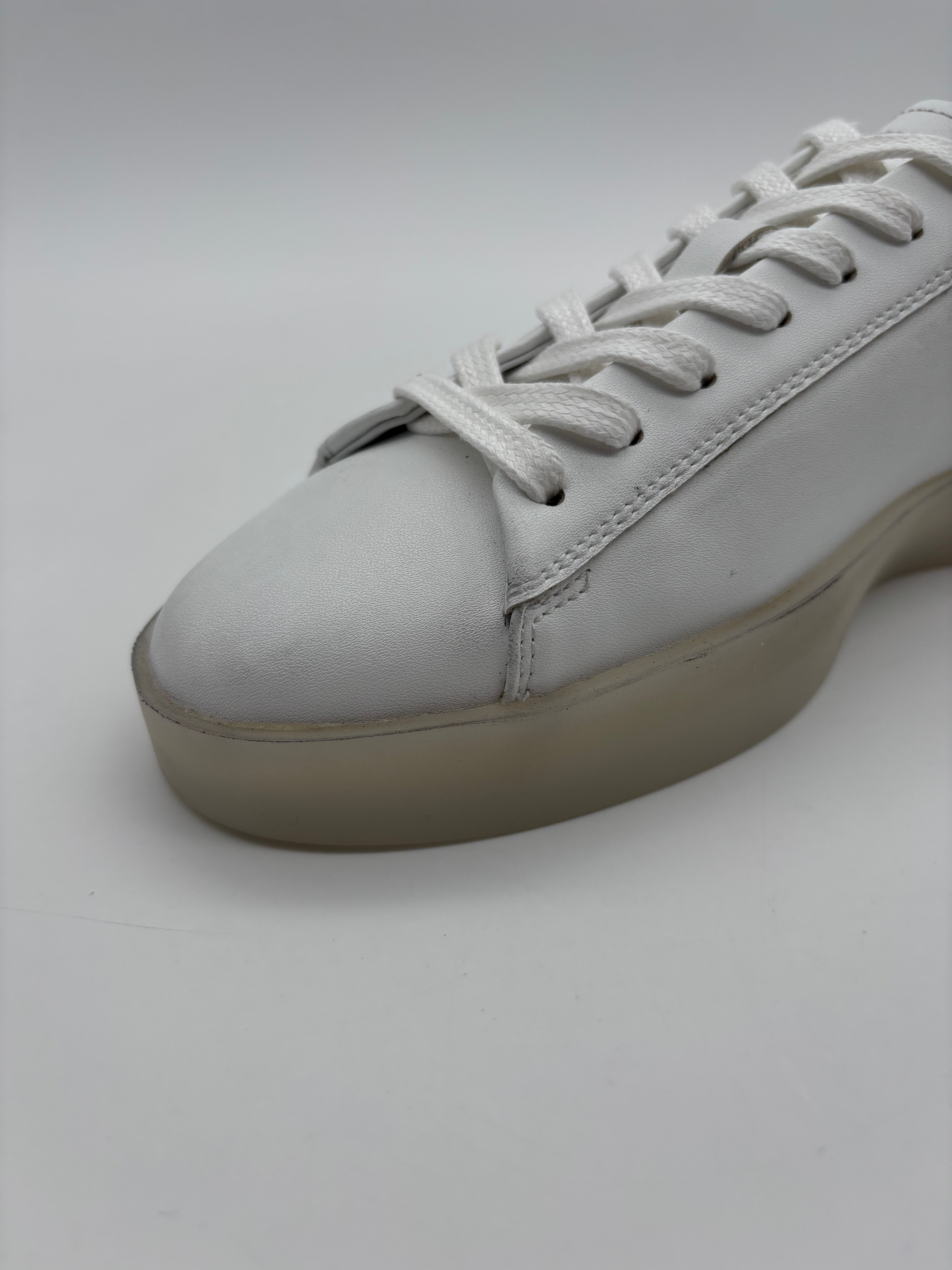 Tennis Sneakers Low Top