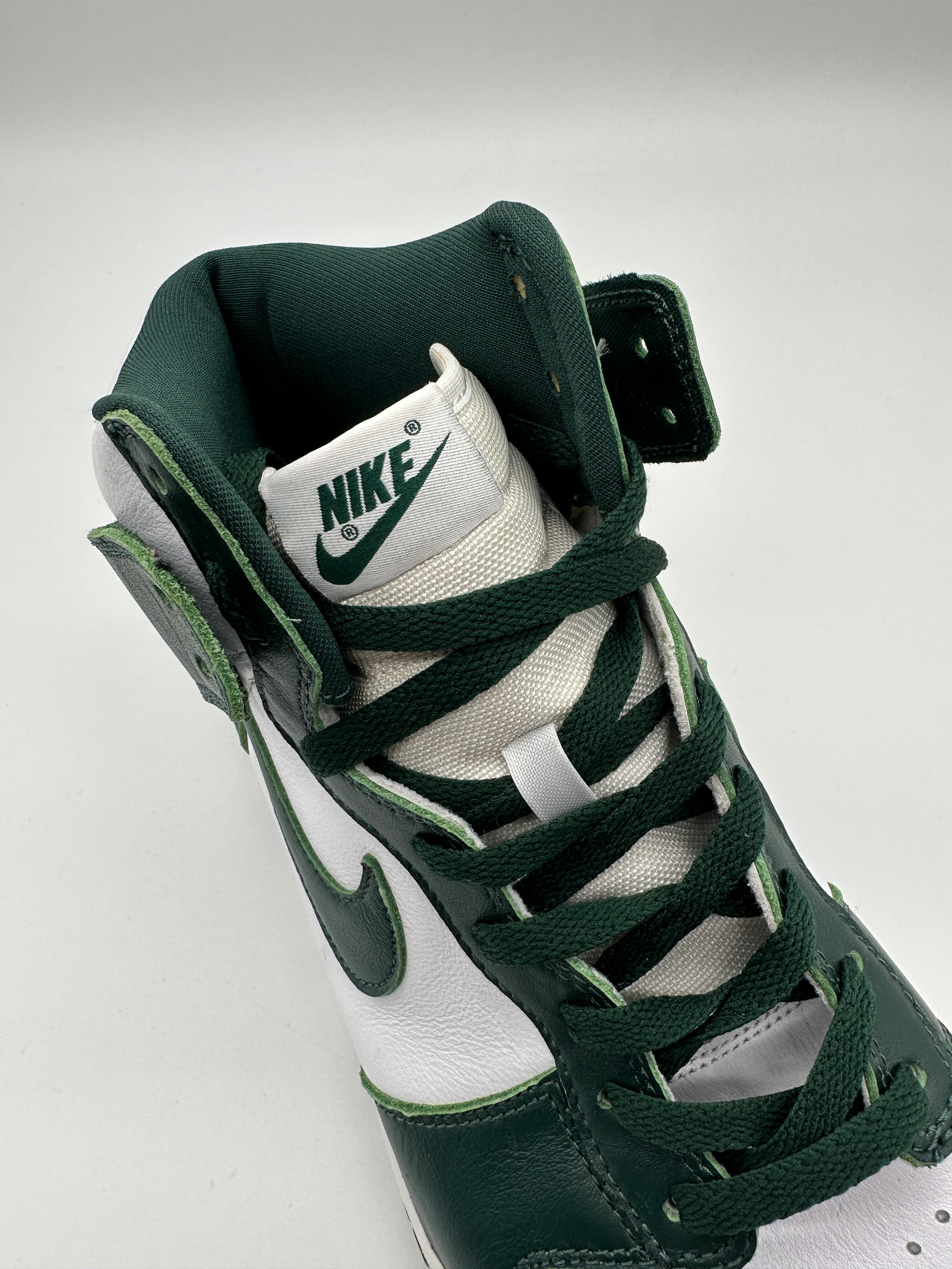 Dunk High Sneakers