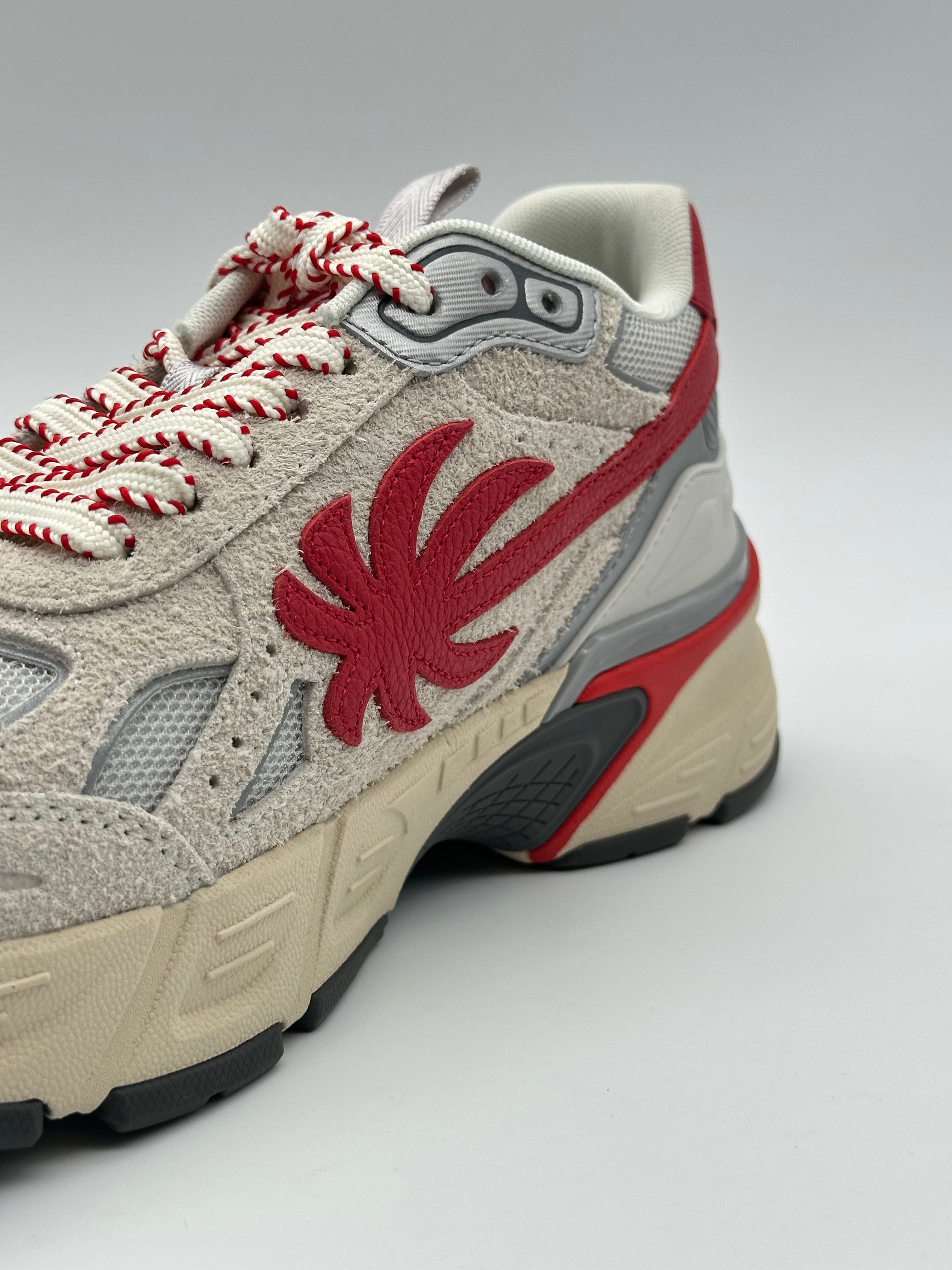 The Palm Runner Sneakers Red