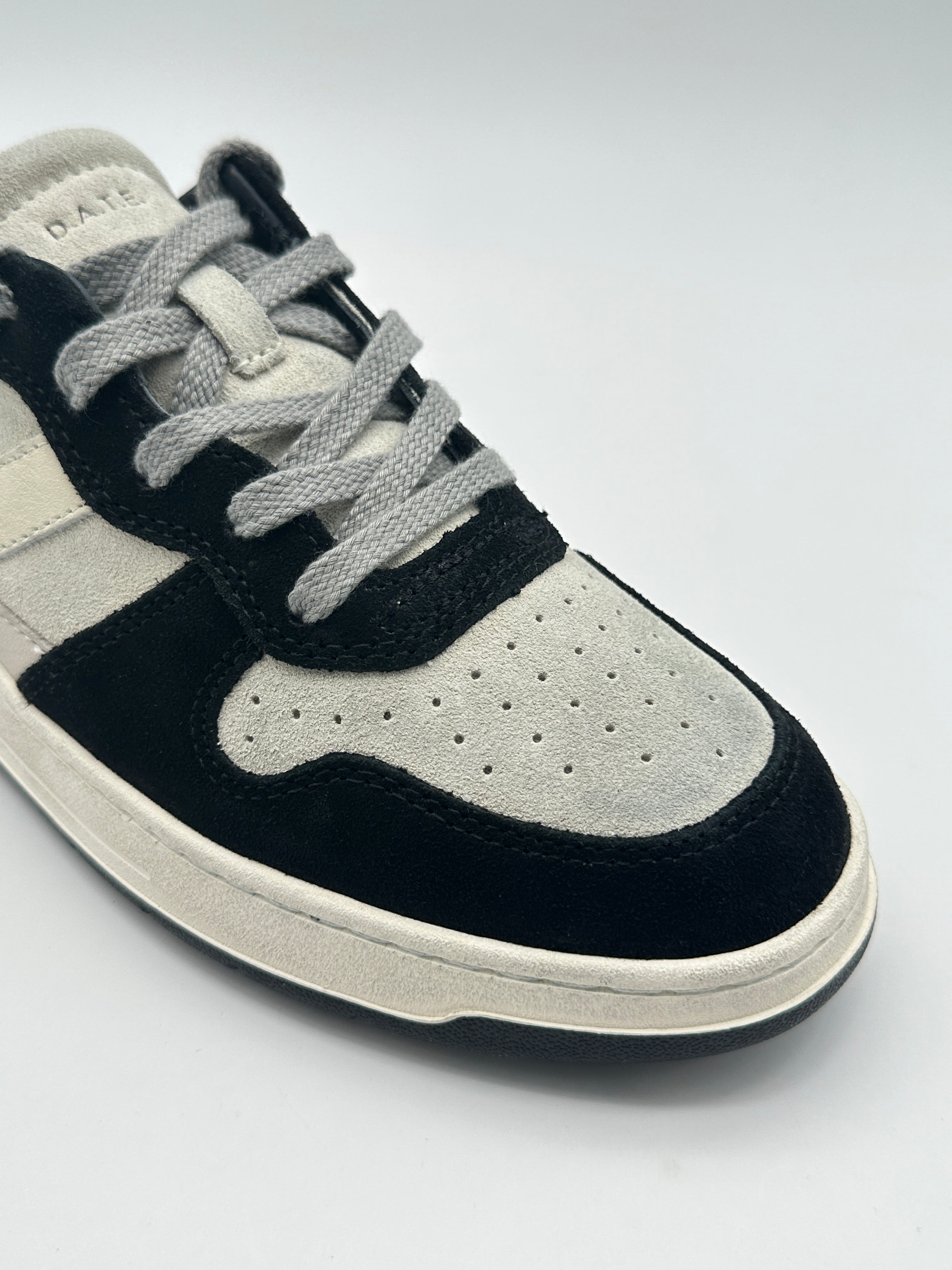Sneakers Court 2.0 Powder Beige Black In Pelle Scamosciata