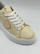 Temple Low In Nude Rose Metallic Leather -  | dBlank