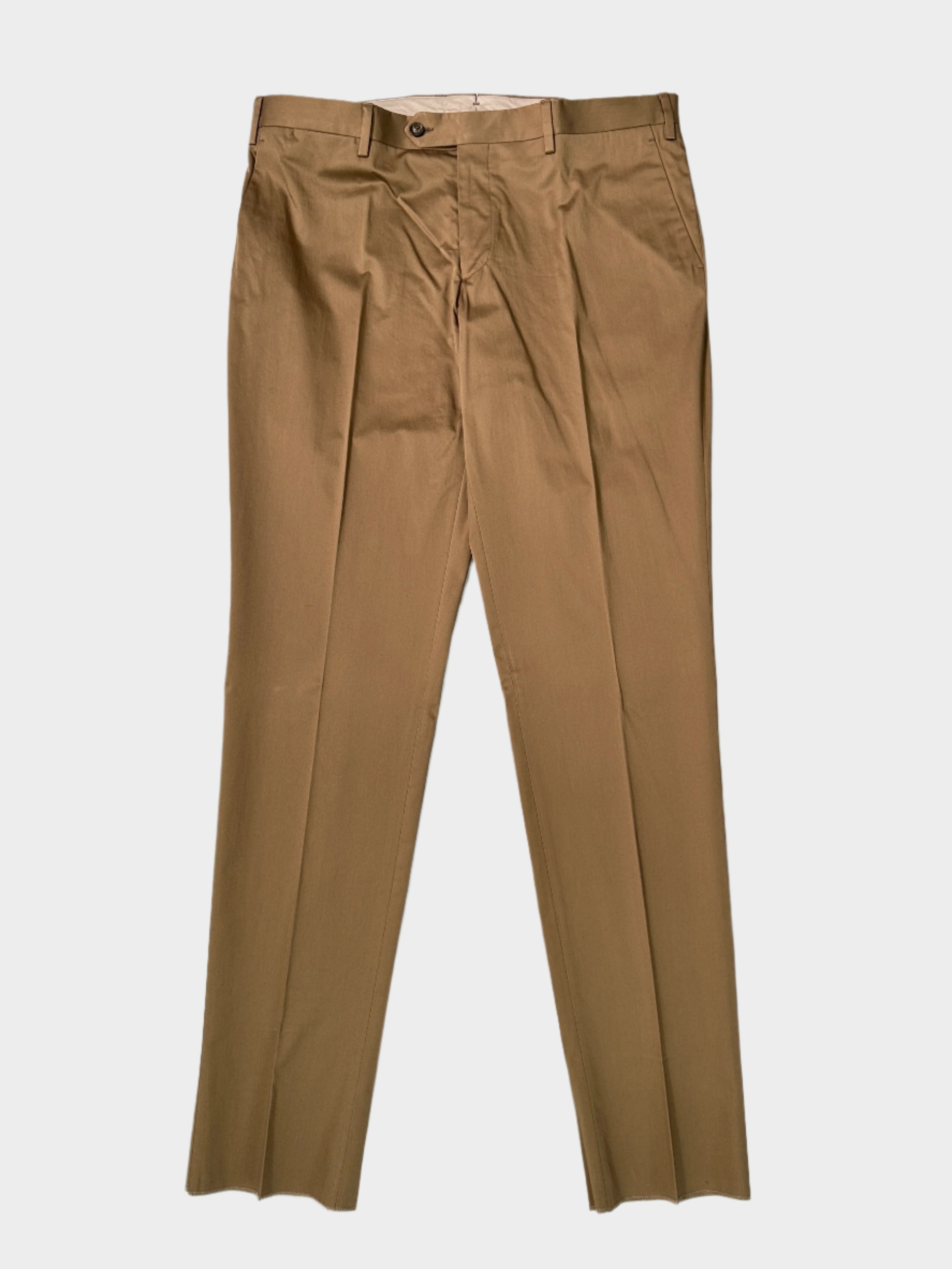 Pantaloni classici in cotone color tabacco firmati Lardini. Un perfetto equilibrio tra eleganza e comfort per il guardaroba maschile. Qlhype