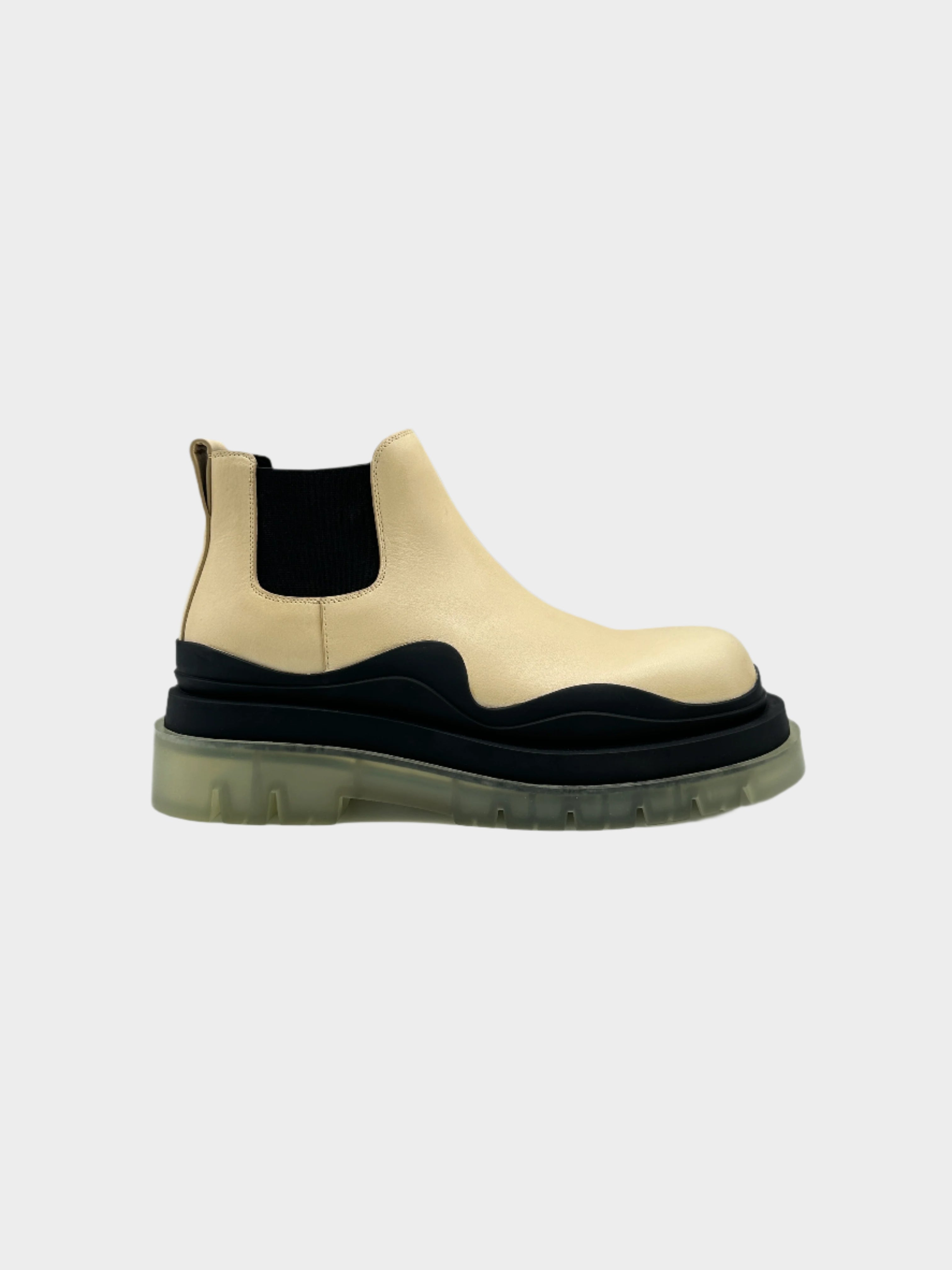 Two-tone ankle boot