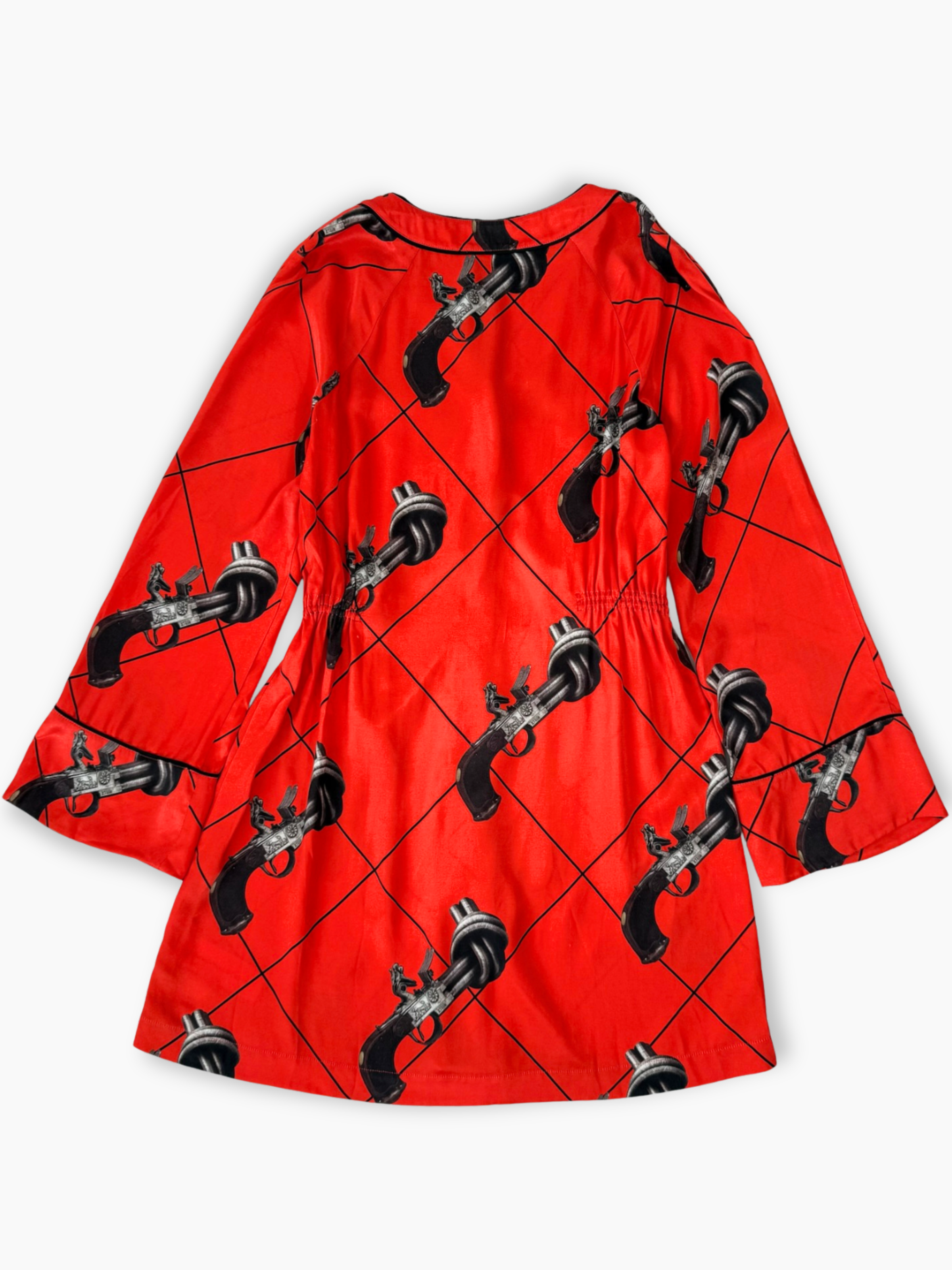 Camicia oversize Kirin rossa in raso con stampa grafica di pistole annodate vista retro