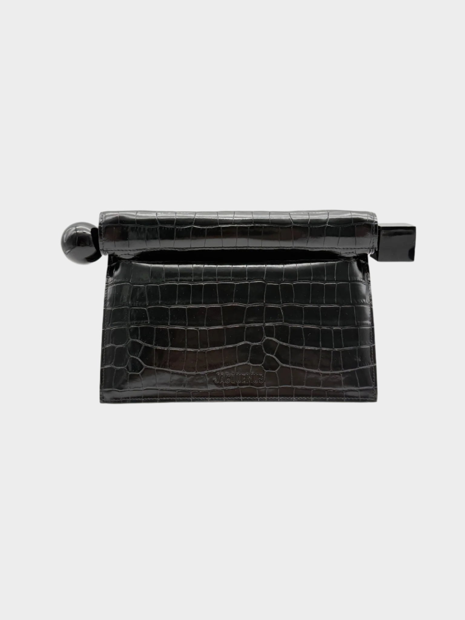 Clutch nera Jacquemus in pelle effetto cocco vista frontale