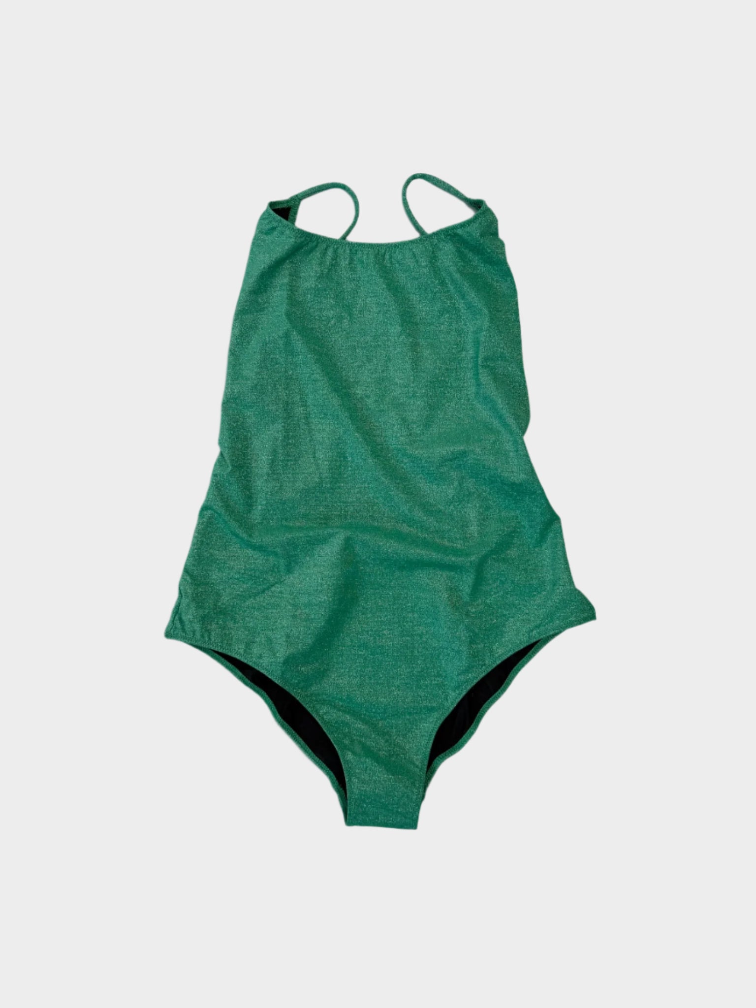 Costume intero verde glitter con scollo dritto e spalline sottili visto dal davanti