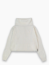  -  | Qlhype