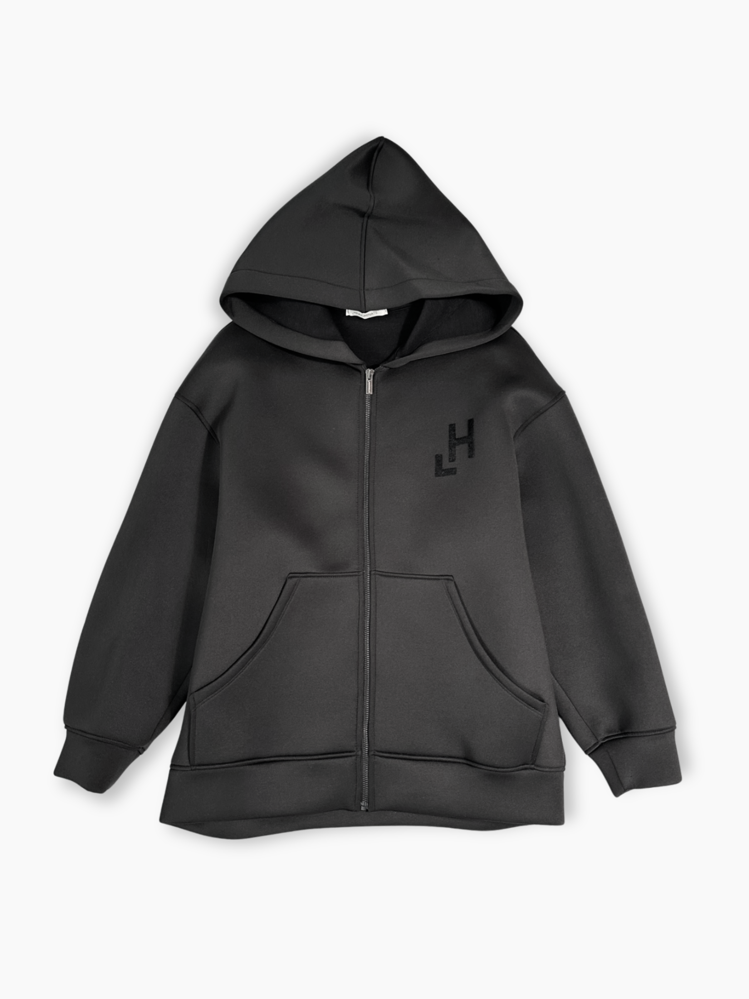 Felpa nera Hinnominate con cappuccio, zip e logo LH vista frontale