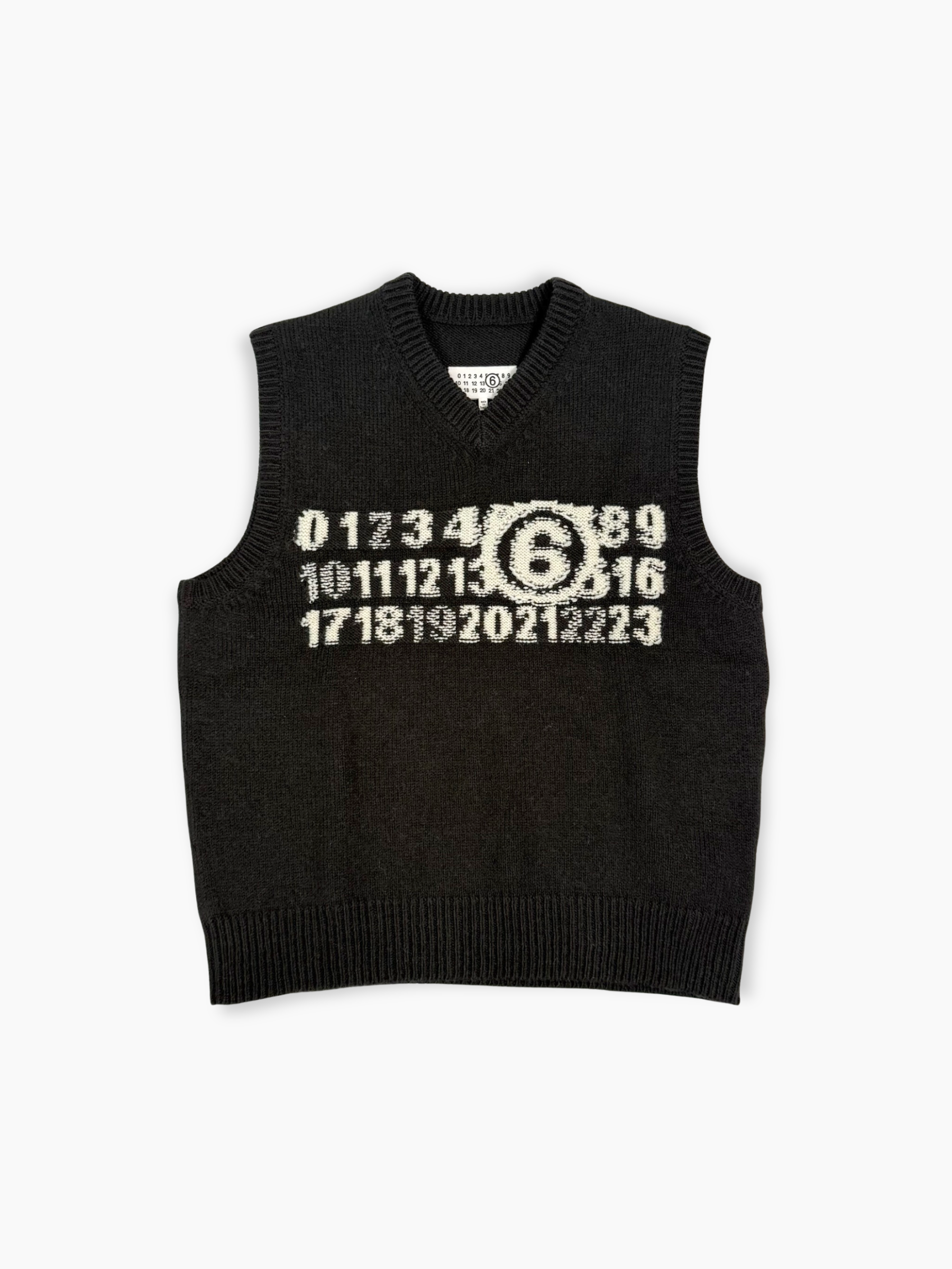Gilet nero in maglia con logo Maison Margiela vista frontale