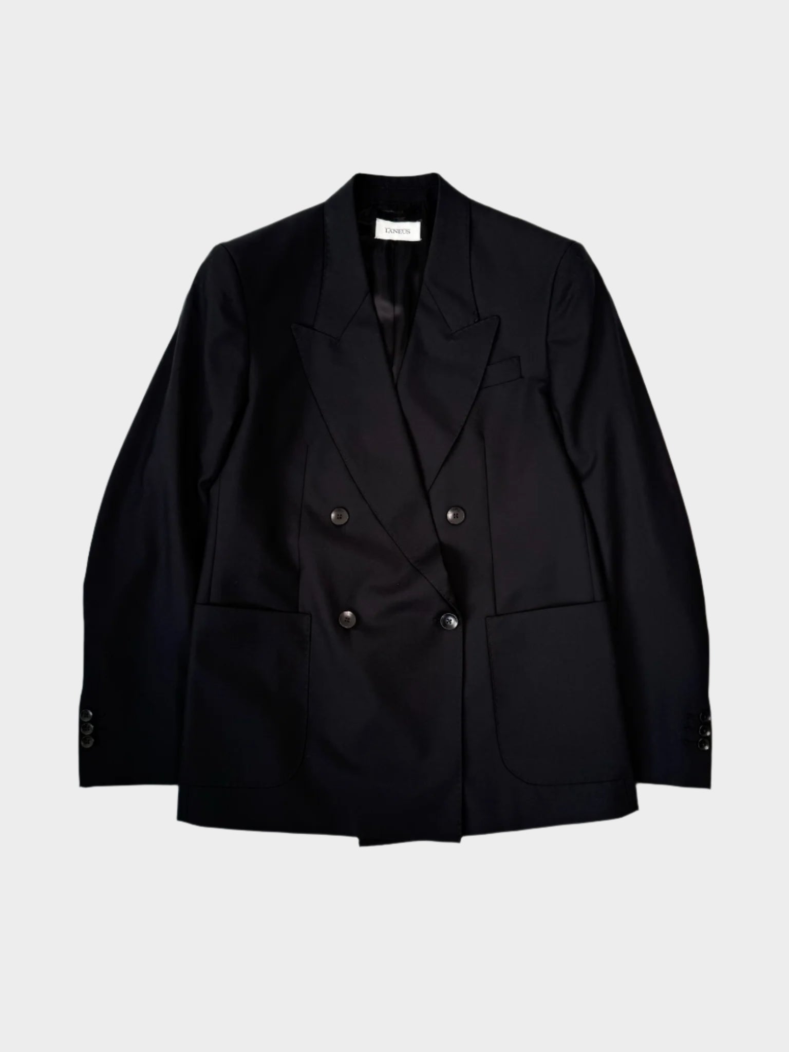 Blazer Laneus nero doppiopetto in lana vergine visto frontalmente