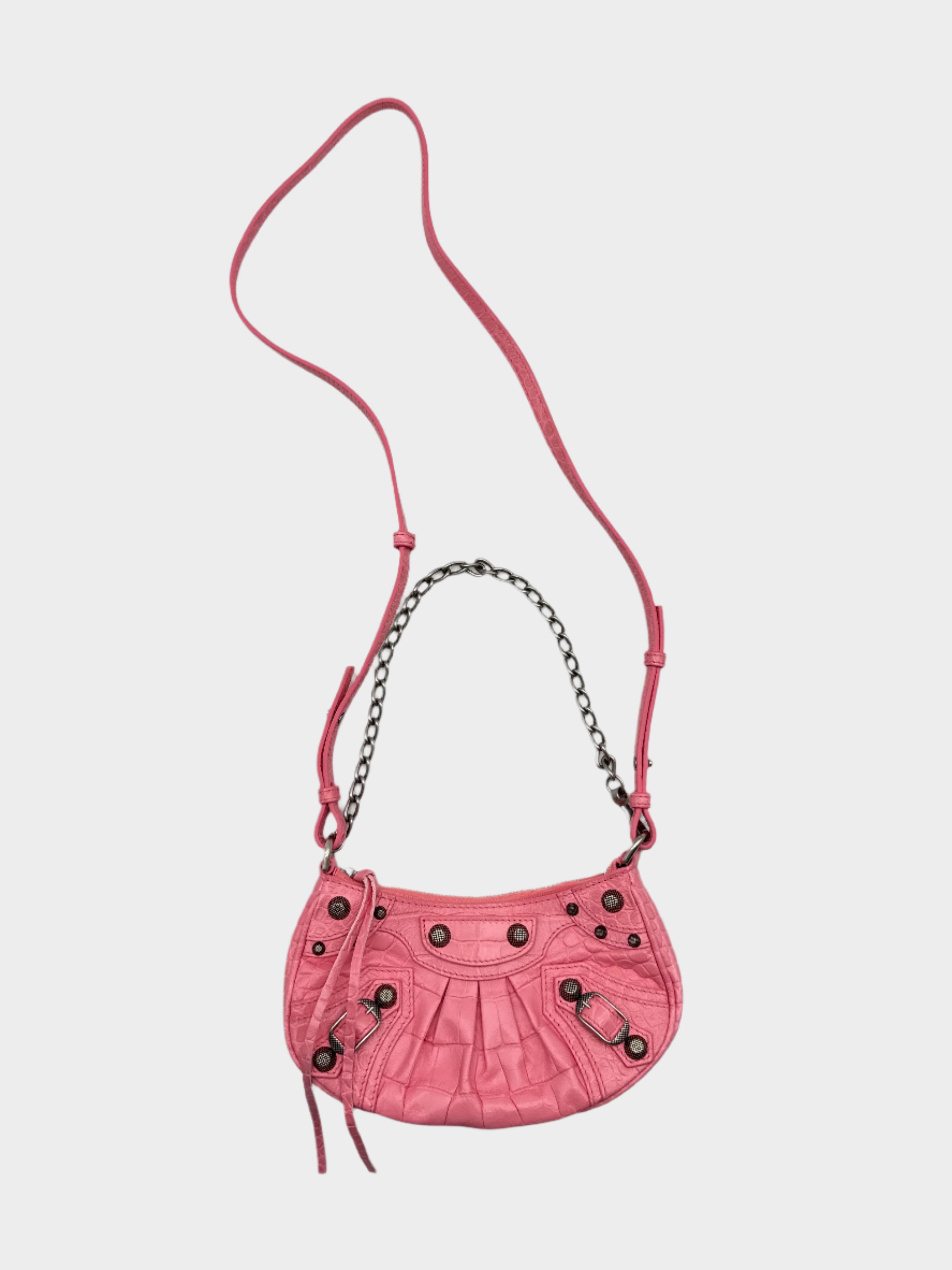 Borsa Le Cagole XS Balenciaga rosa in pelle effetto coccodrillo vista frontale
