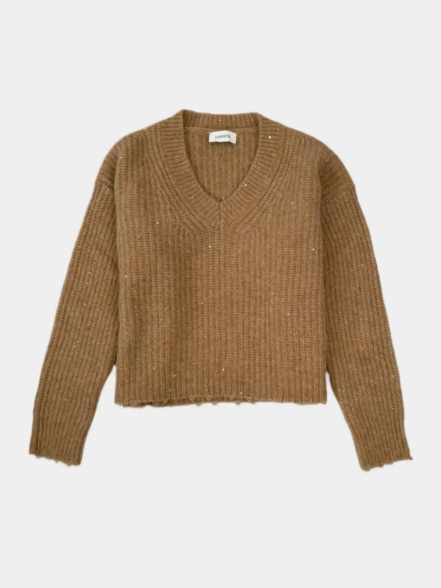 Vista frontale del maglione Laneus cammello con collo a V