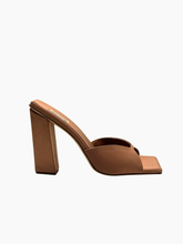 Mule In Raso Marrone Con Tacco Largo -  | dBlank