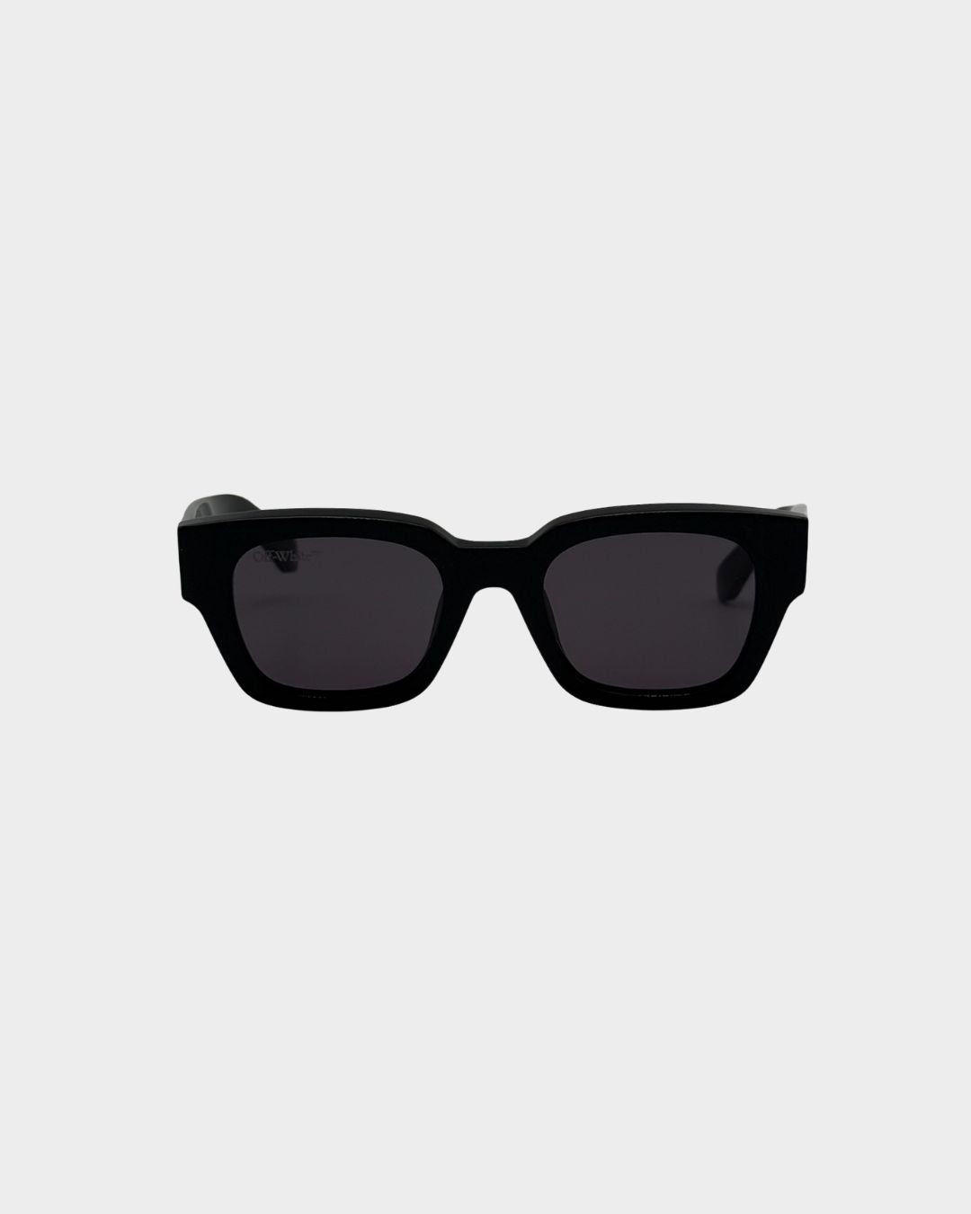 Occhiali da sole Off-White™ Zurich neri con lenti scure vista frontale