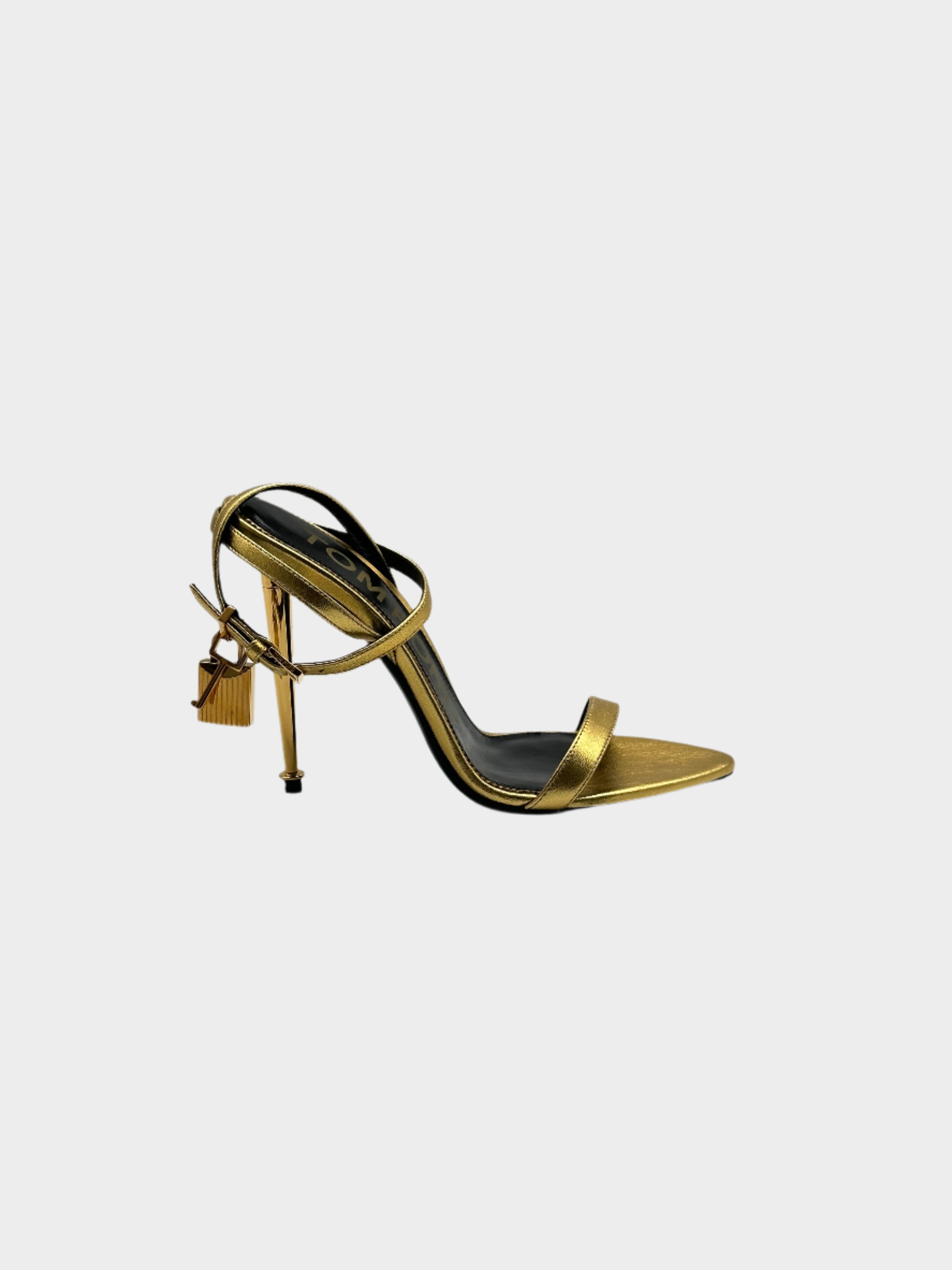 Padlock Golden Heels con punta aperta, cinturino regolabile, lucchetto dorato e tacco a spillo dorato da 9 cm. Design esclusivo.