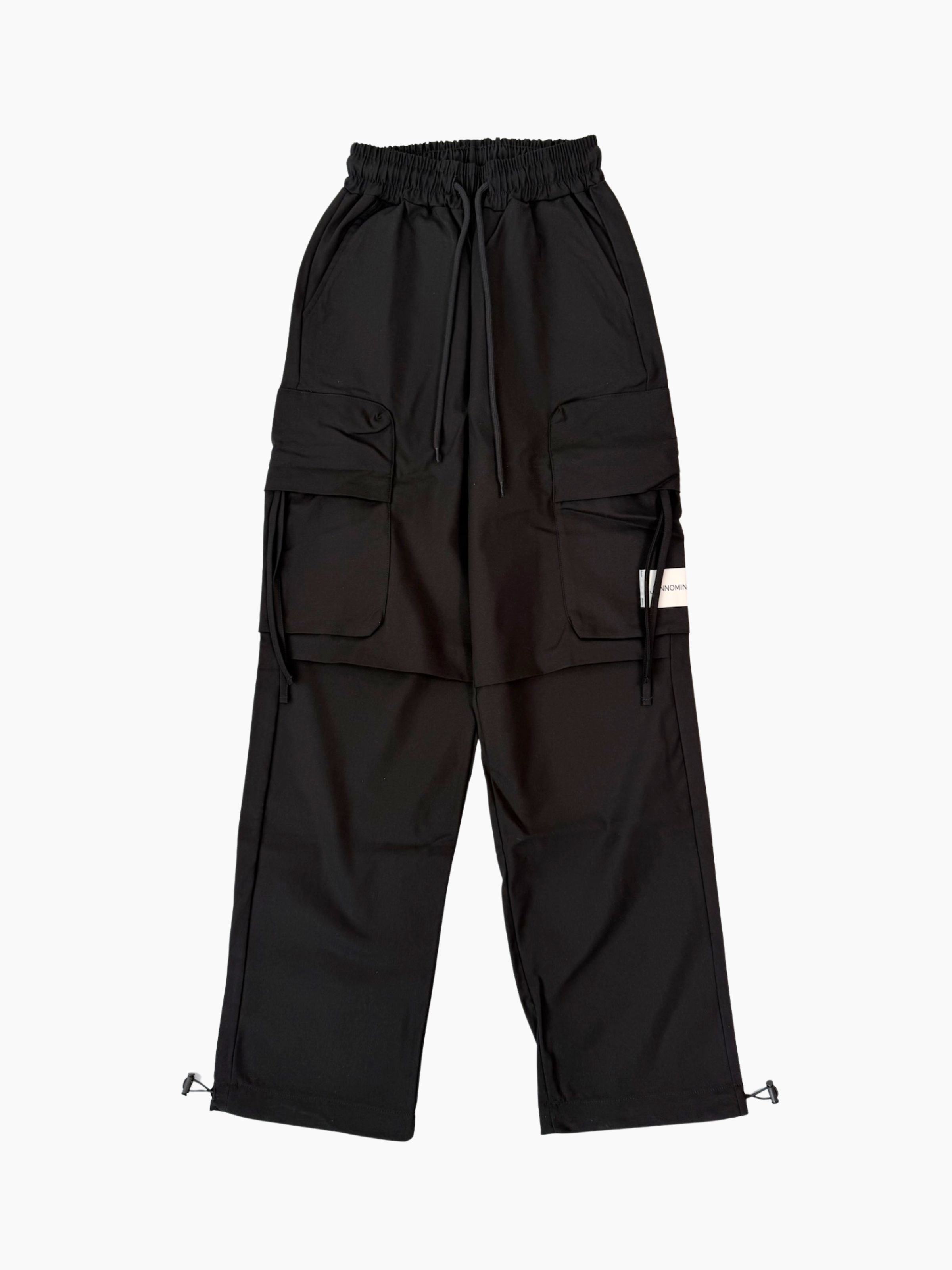 Pantalone nero Hinnominate in nylon con coulisse e fondo elasticizzato