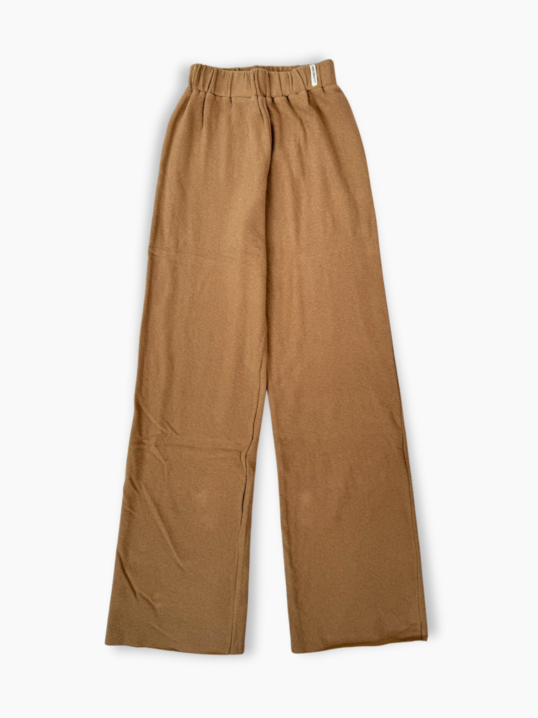 Pantaloni dritti Hinnominate colore nocciola con fondo a taglio vivo ed etichetta applicata