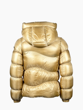  -  | Qlhype