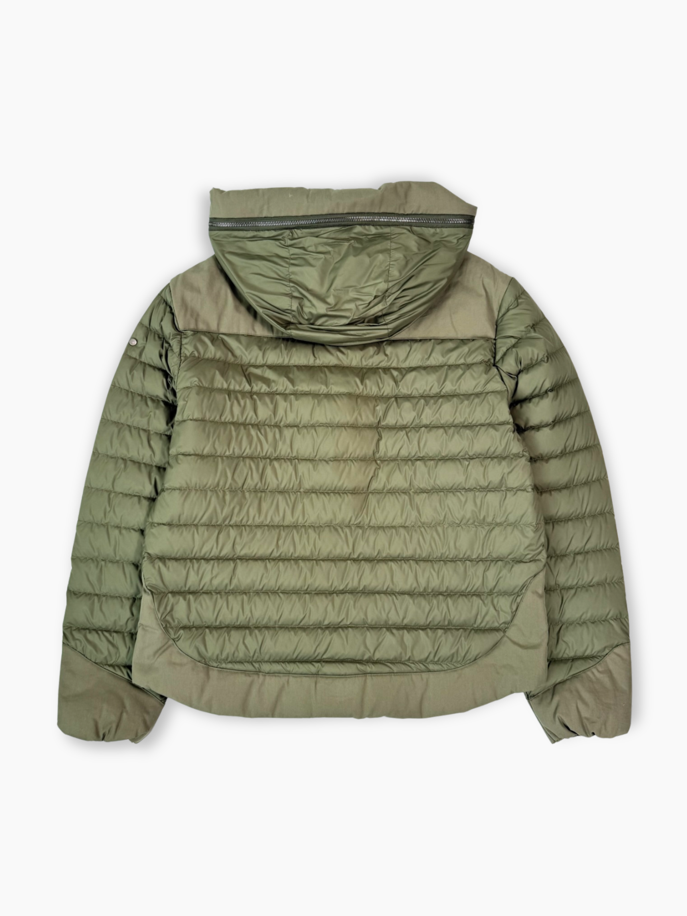 Piumino ADD verde militare trapuntato con cappuccio vista posteriore