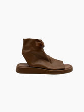 Brown Sandals With Strap -  | dBlank