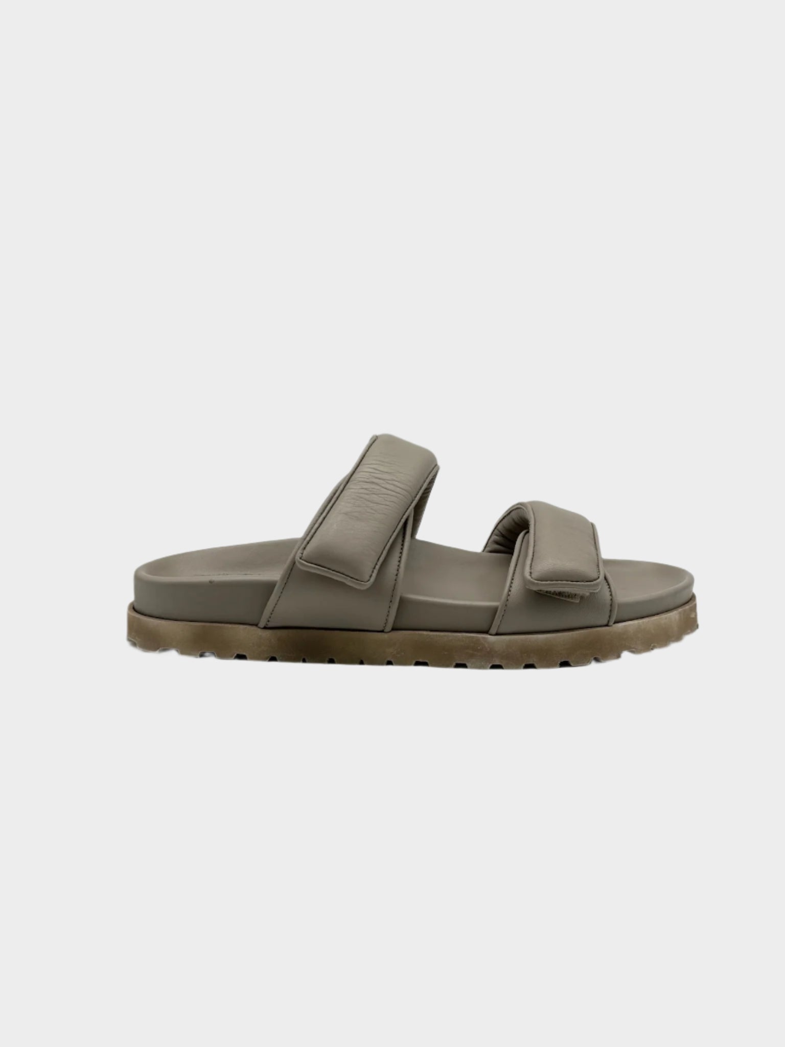 Sandali grigi Gia Borghini in pelle con doppio strap visti lateralmente