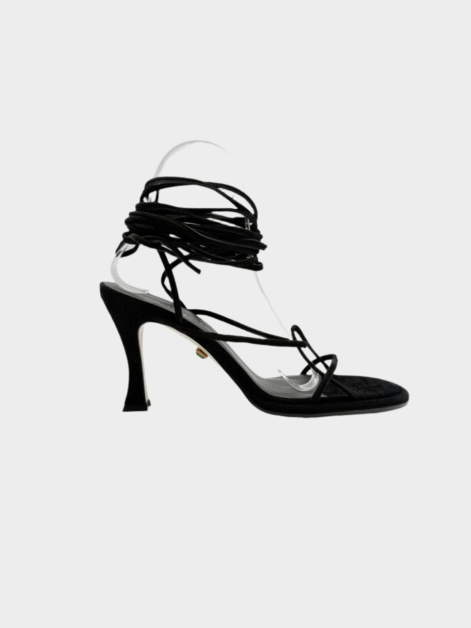 Sandali neri Ilio Smeraldo in suede con lacci alla caviglia e tacco curvato, vista laterale