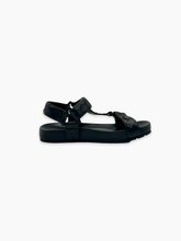 Intertwined Sandals - Nero | dBlank