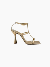 Le Gladiateur Gold Laminated Sandals -  | dBlank