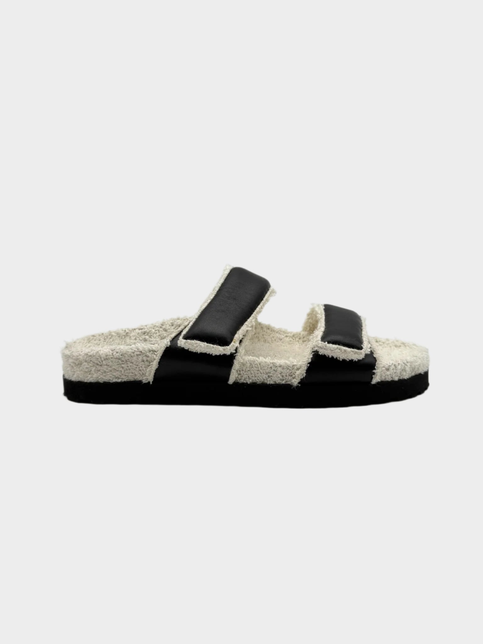 Sandali da donna in spugna di cotone panna con inserti in pelle nera by Gia Borghini x Pernille Teisbaek
